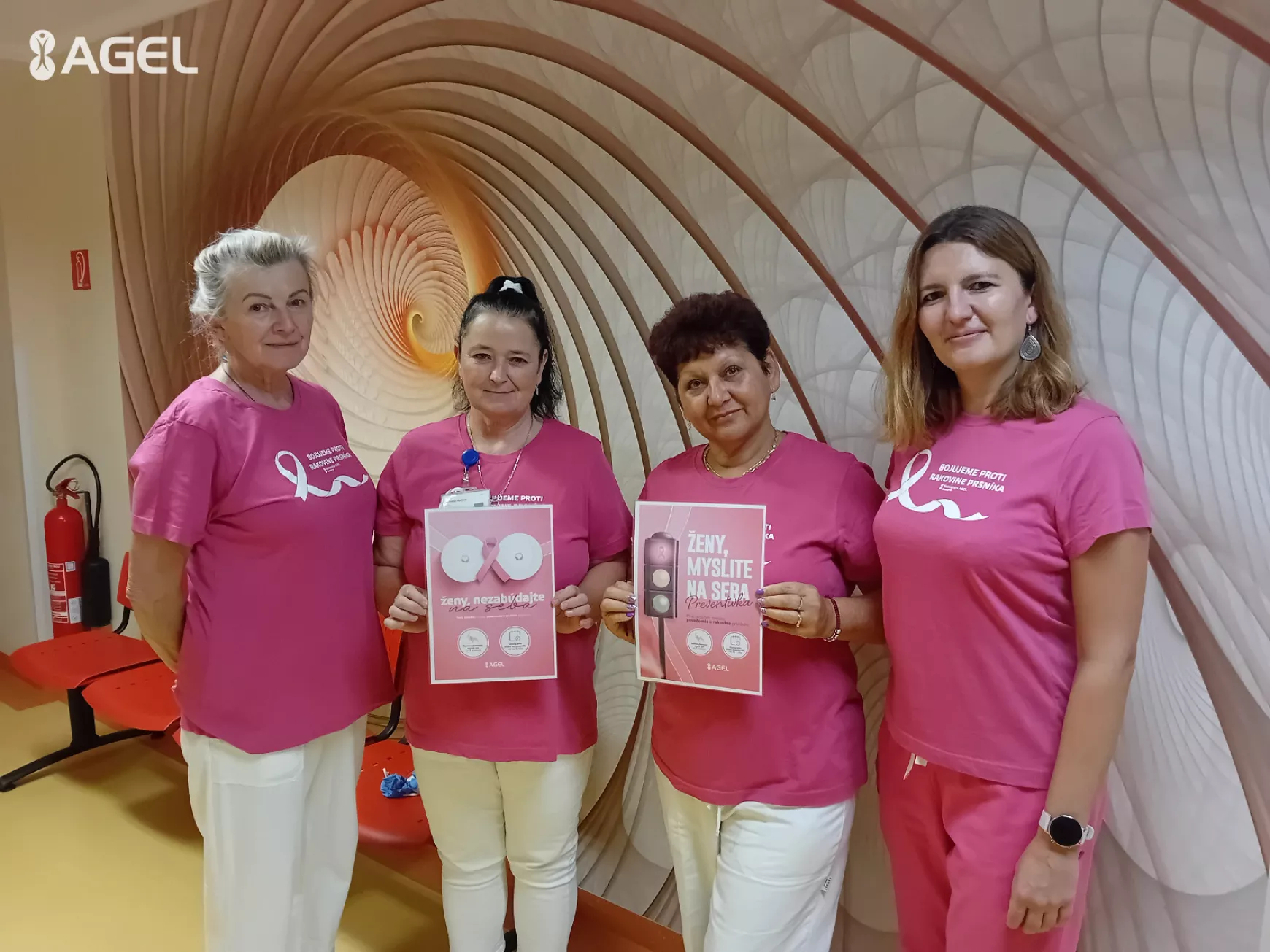 „Rózsaszínű október“ a mellrák elleni harc jegyében KÉPEKKEL