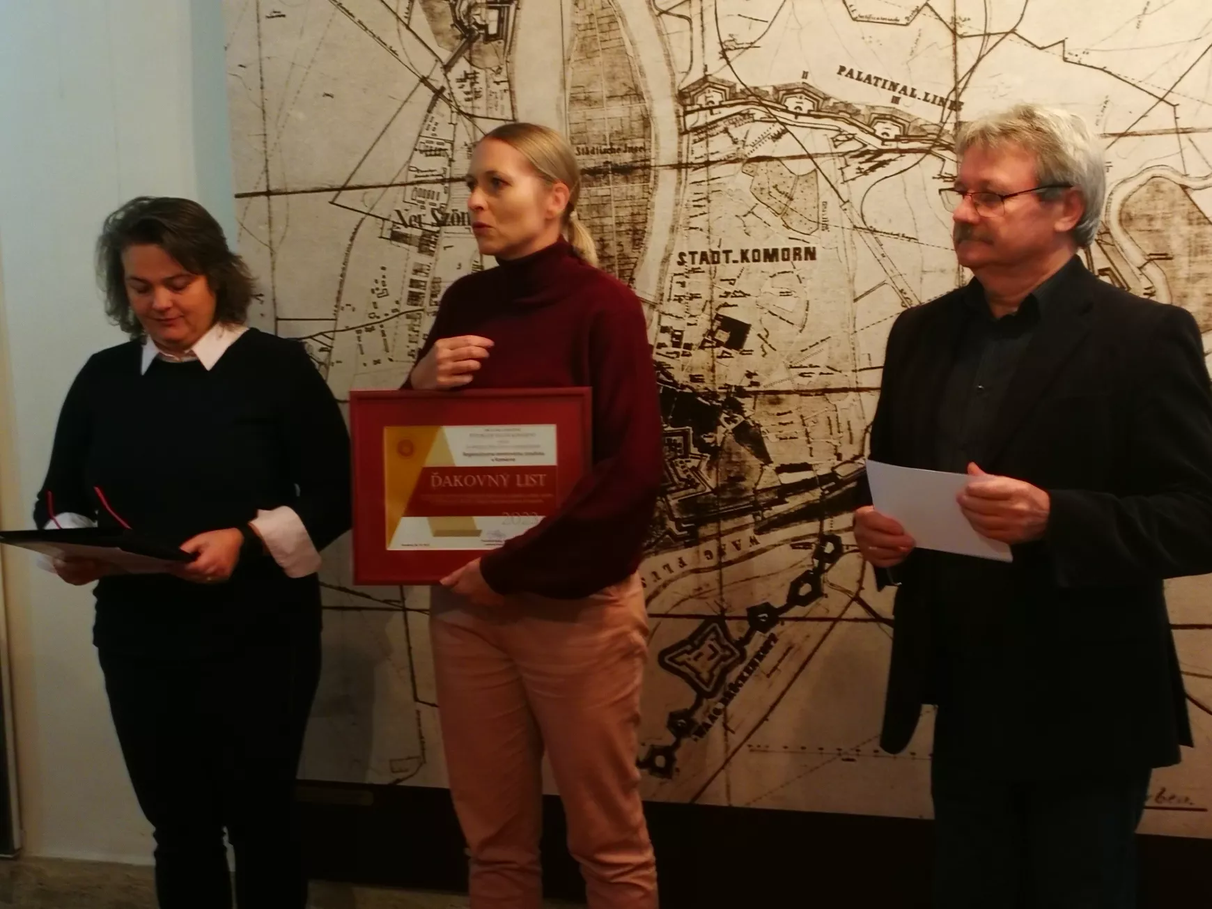 A Helios Fotóklub 46. tagsági kiállításán, egy különösen sikeres év zárásaként – KÉPEKKEL