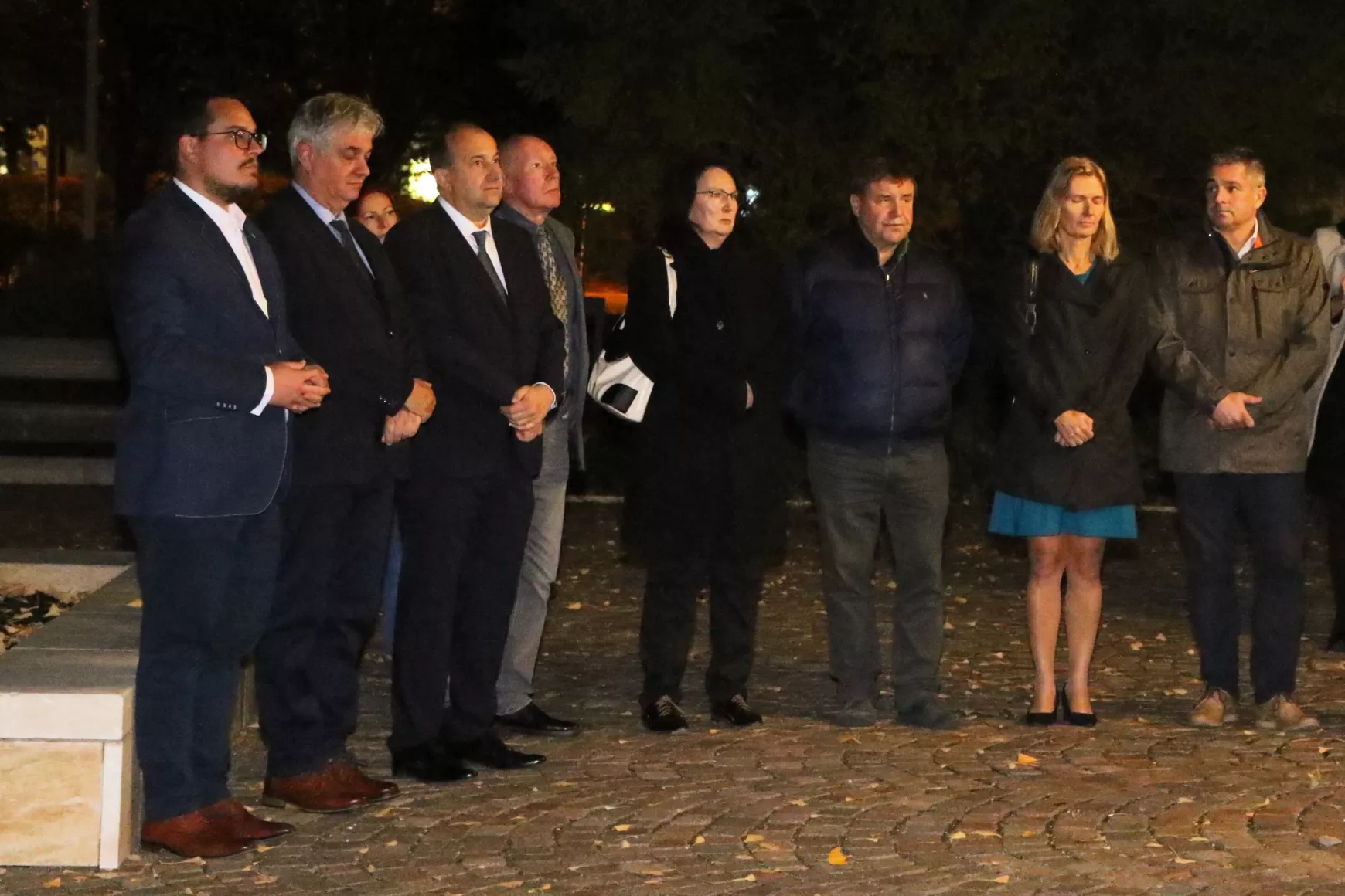 Komárom visszacsatolásának 85. évfordulóján: „Hagyjuk nyitva a lelkünkben a változás lehetőségét...“   KÉPEKKEL