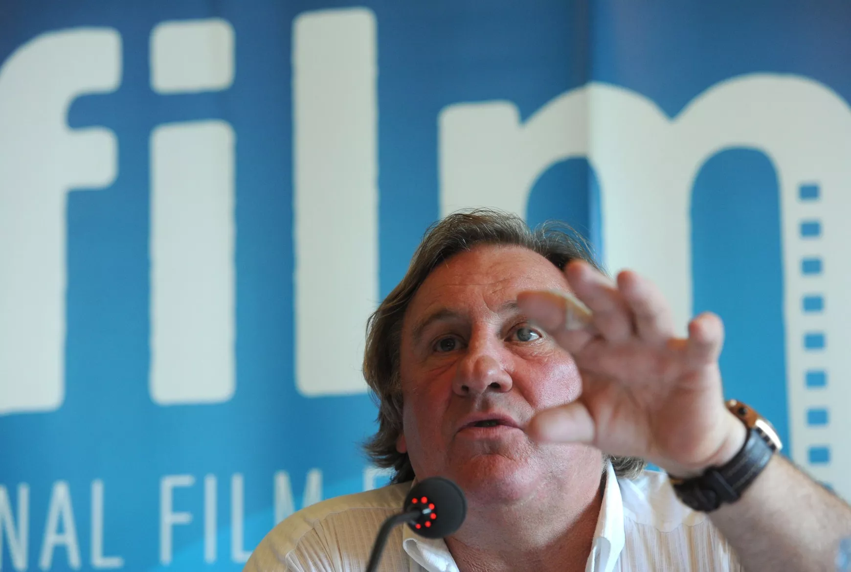 2023-12-27-gerard-depardieu-03