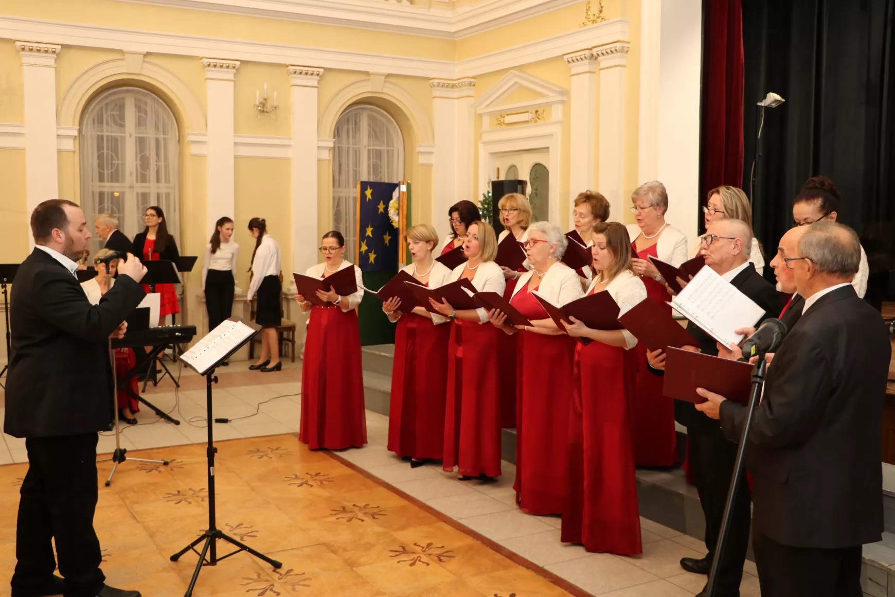 adventi koncert