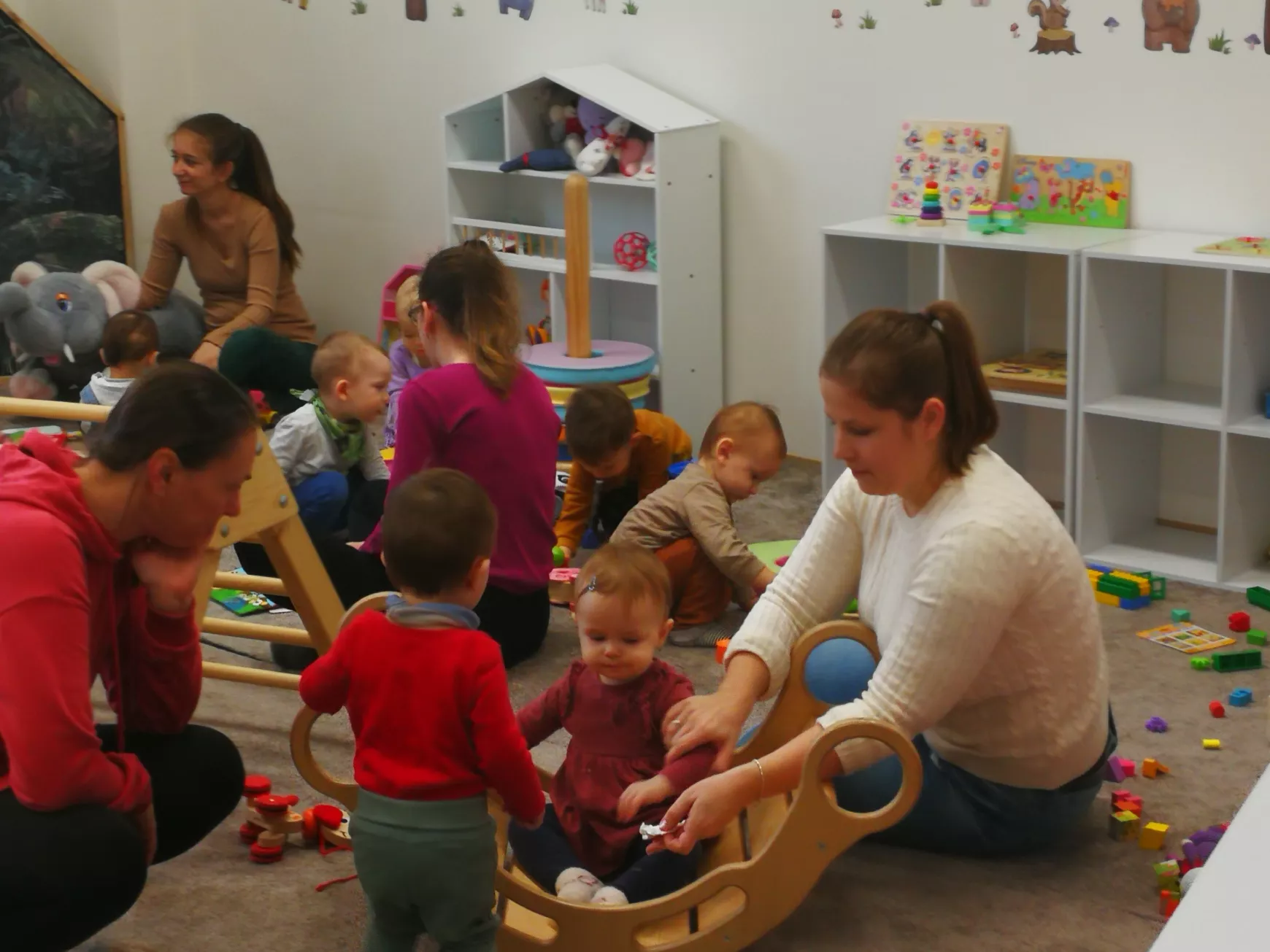 Az első szülinapját ünnepelte a komáromi Baba-mama klub - KÉPEKKEL