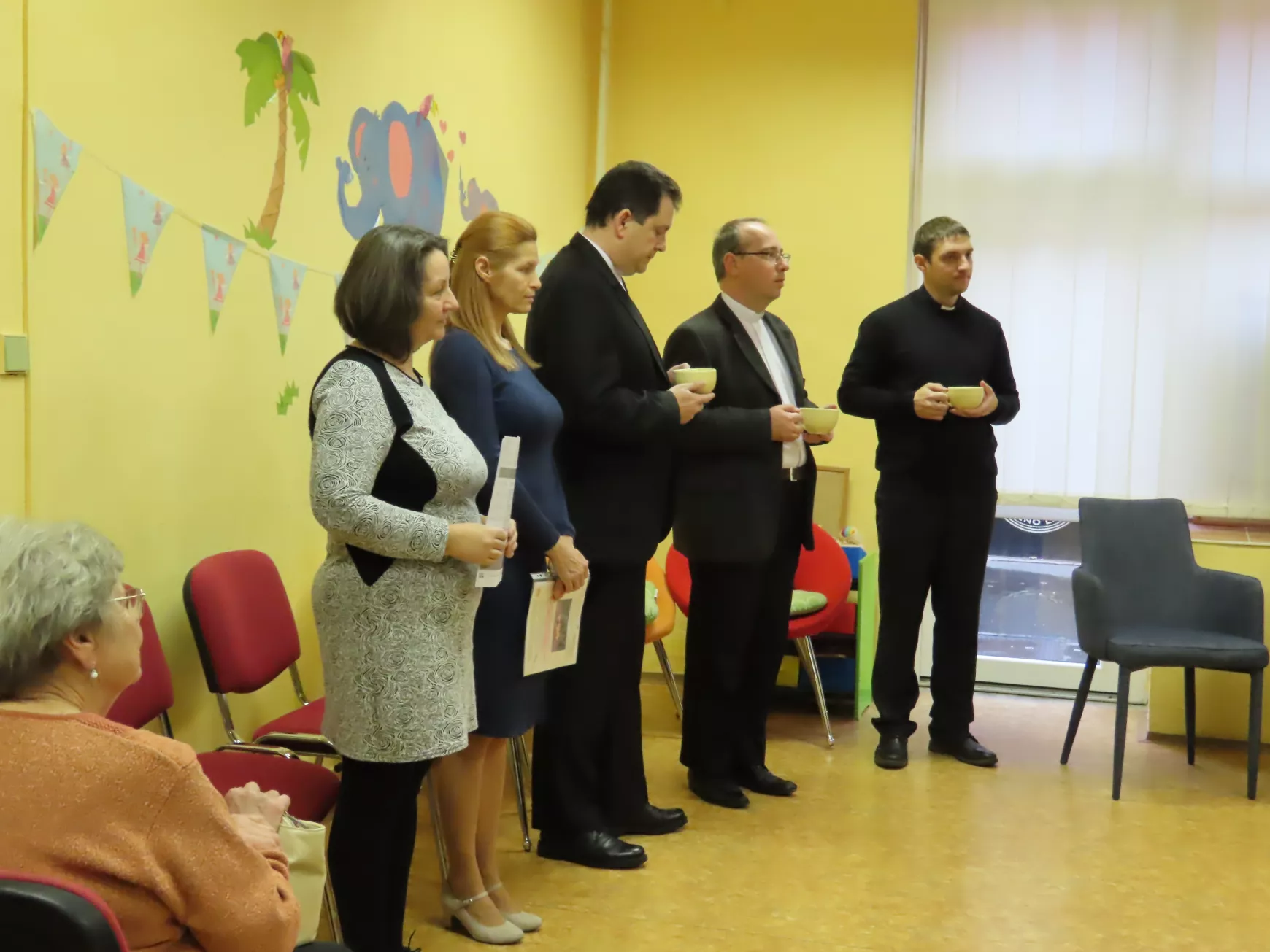 Advent a párkányi könyvtárban