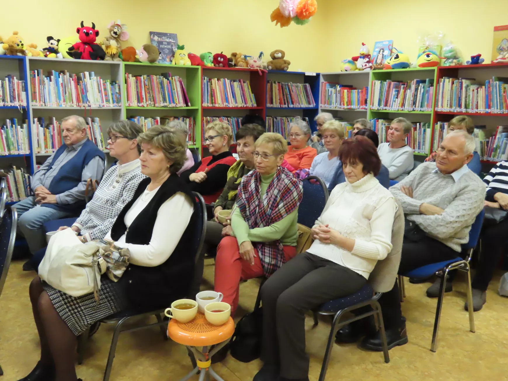 Advent a párkányi könyvtárban