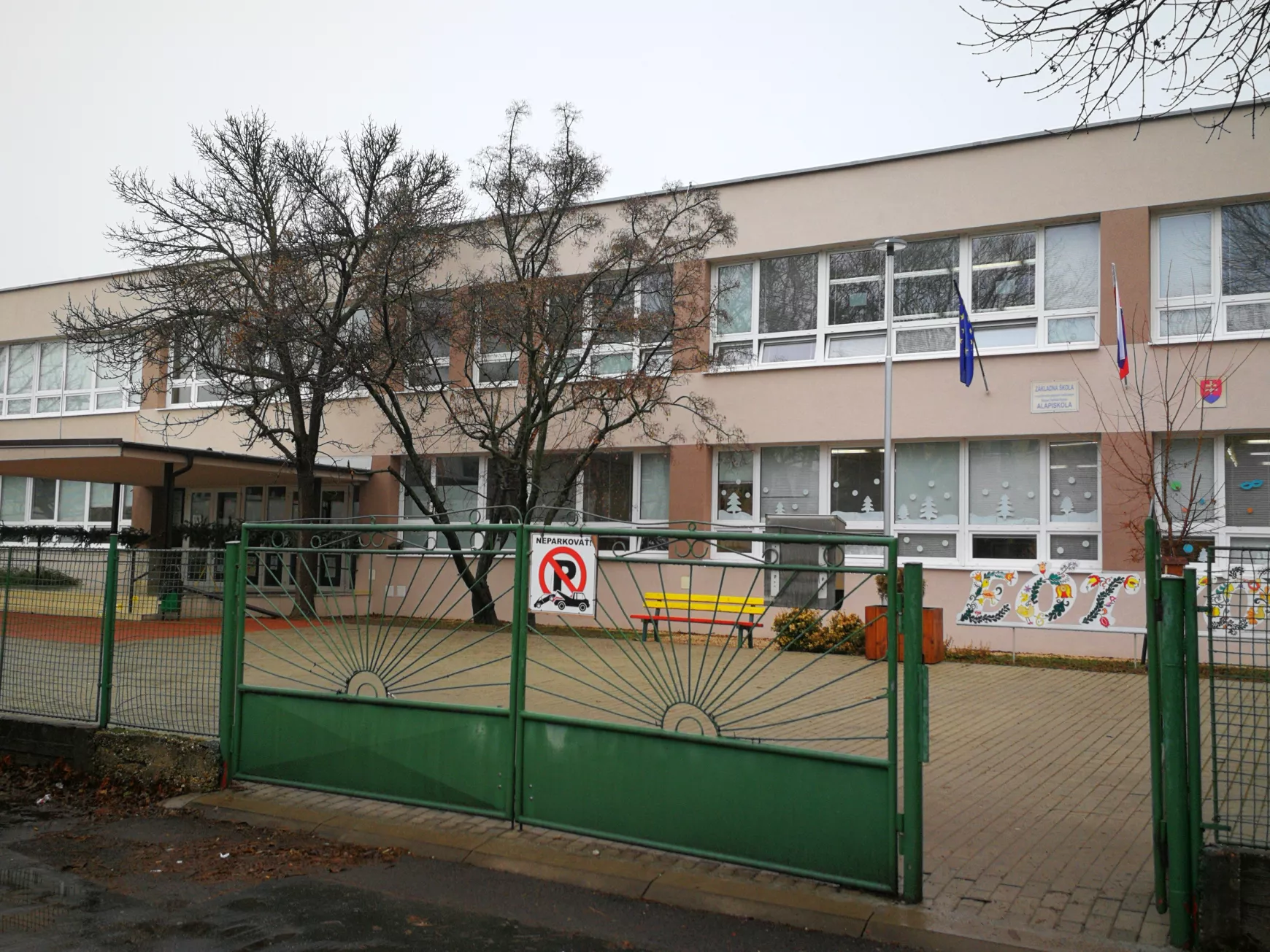 iskolai biztonság - Eötvös Utcai Alapiskola