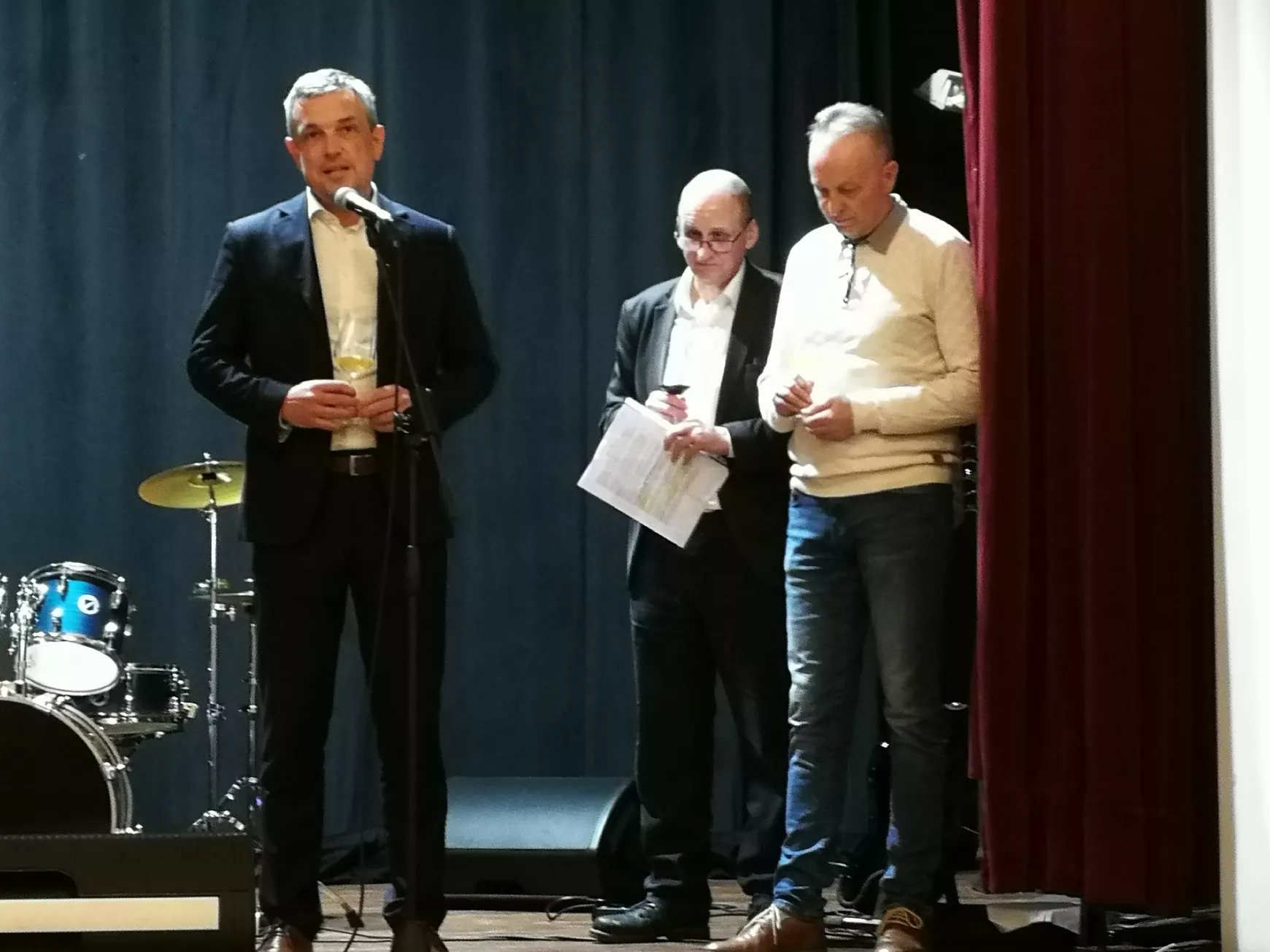 Az összefogás és segítőkészség ékes példája Komáromban – KÉPEKKEL