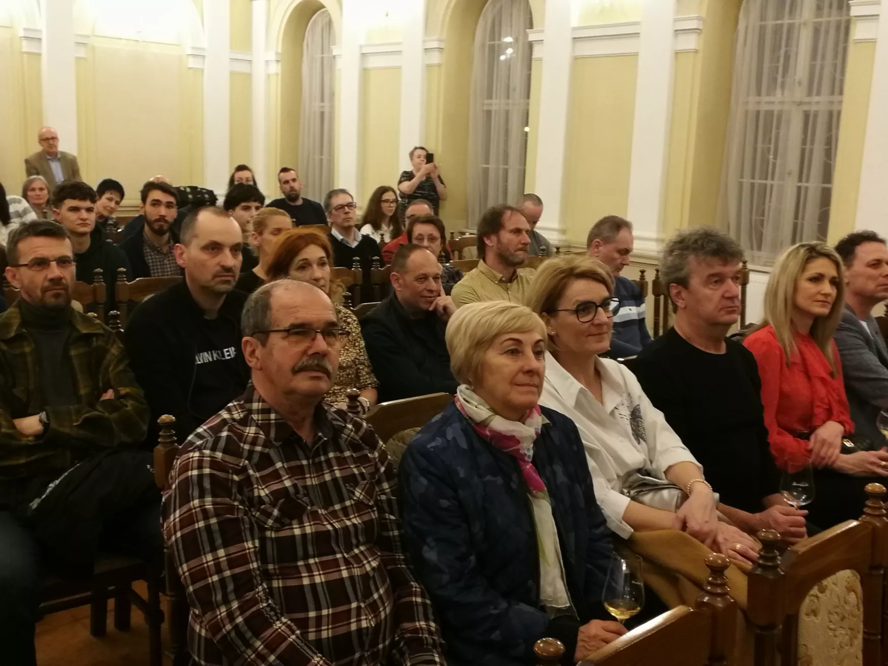 Az összefogás és segítőkészség ékes példája Komáromban – KÉPEKKEL