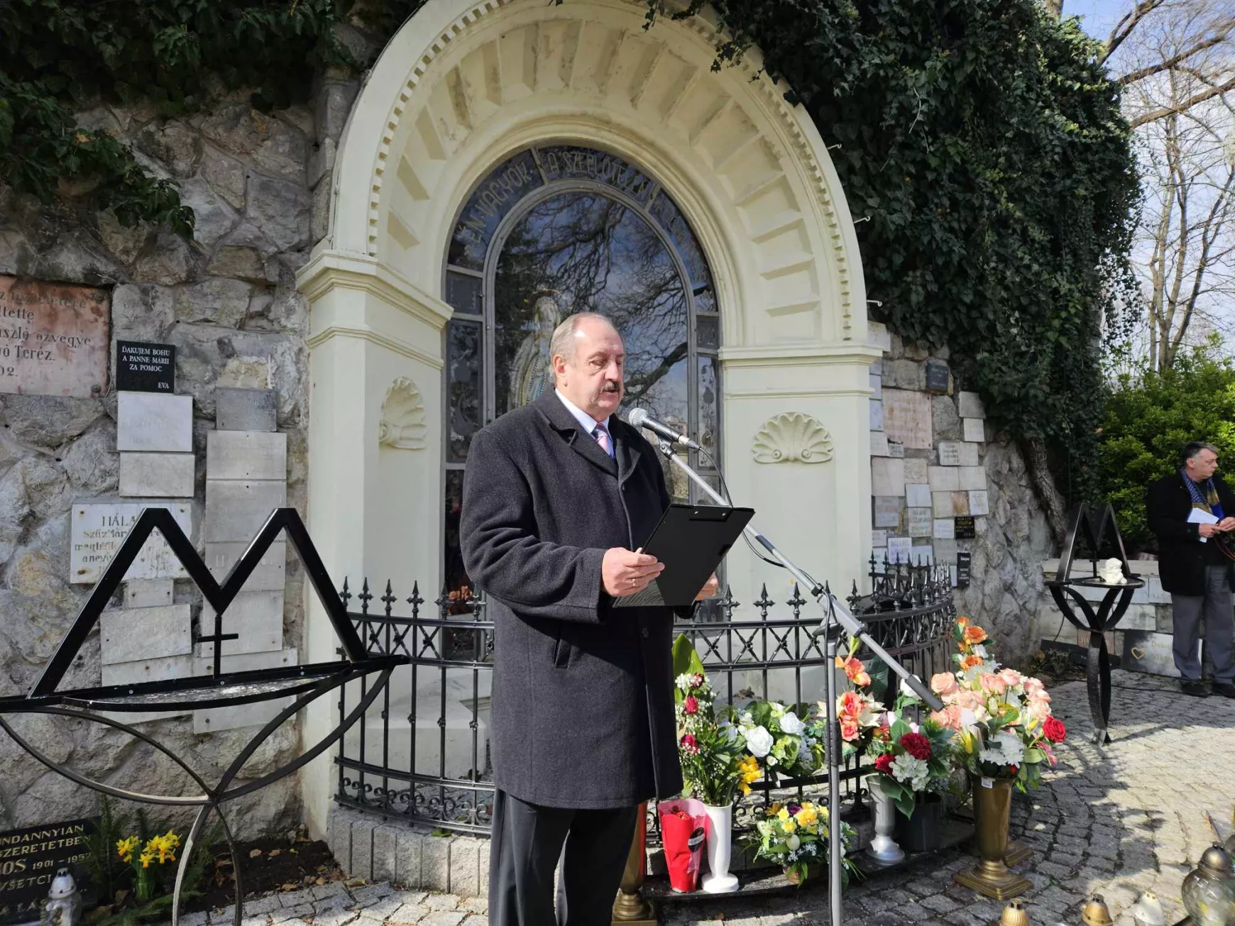 Esterházy Jánosra emlékeztek Szencen