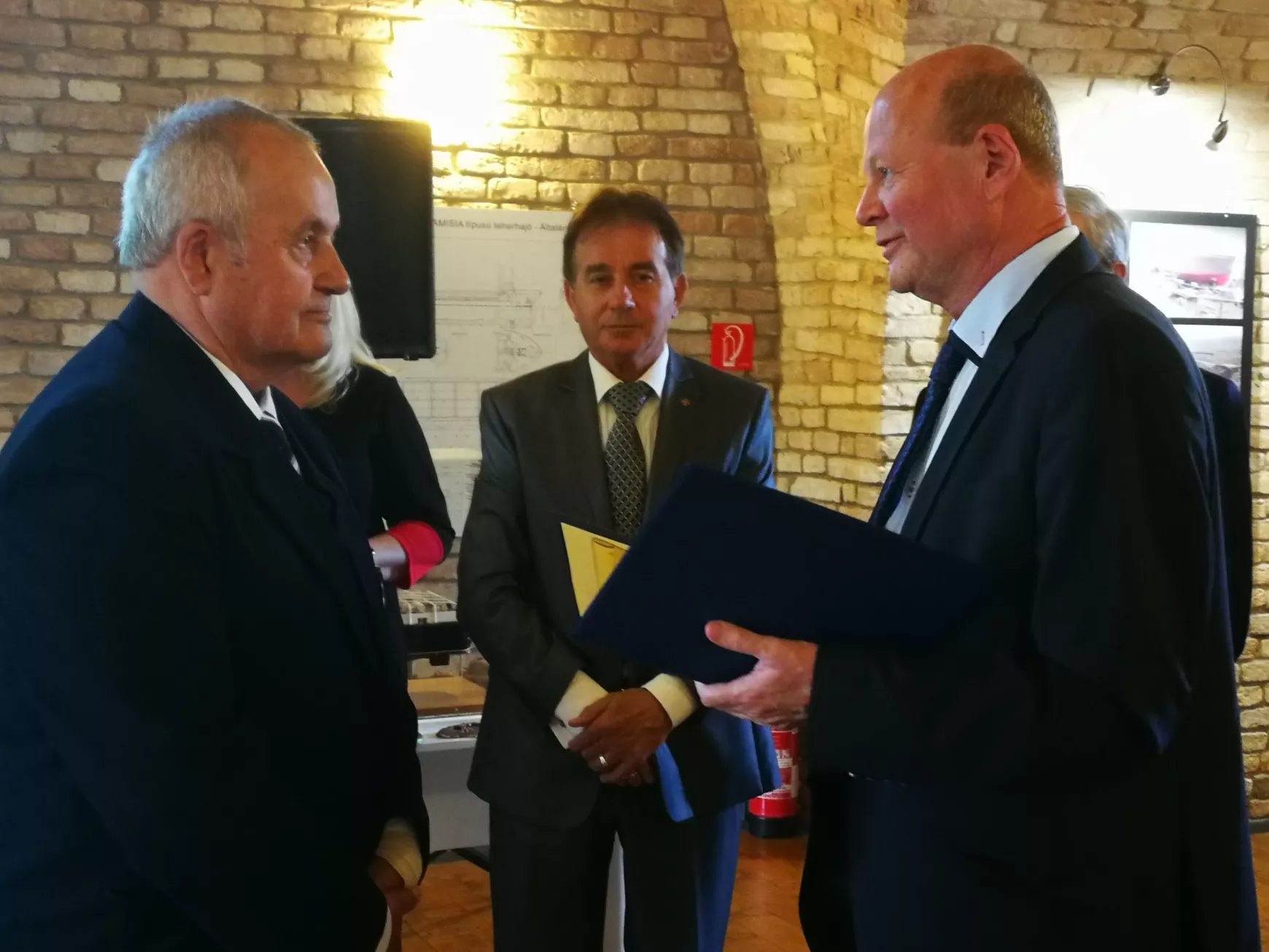 Gróf Lajos és Turi Török Tibor kapta a Szlovákiai Civil Becsületrend-díjat – KÉPEKKEL