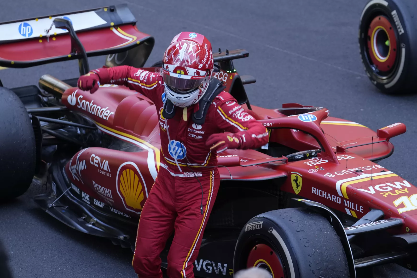 F1