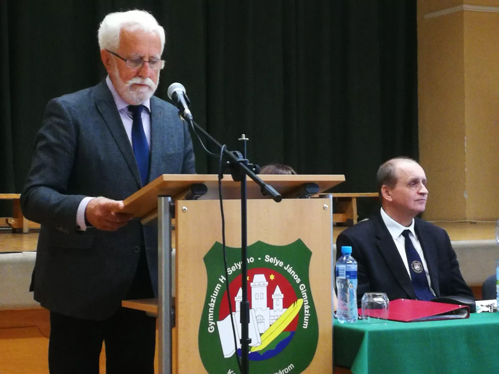 Örömkönnyes jubileumi Nagytalálkozót tartottak a Selye János Gimnáziumban - KÉPEKKEL