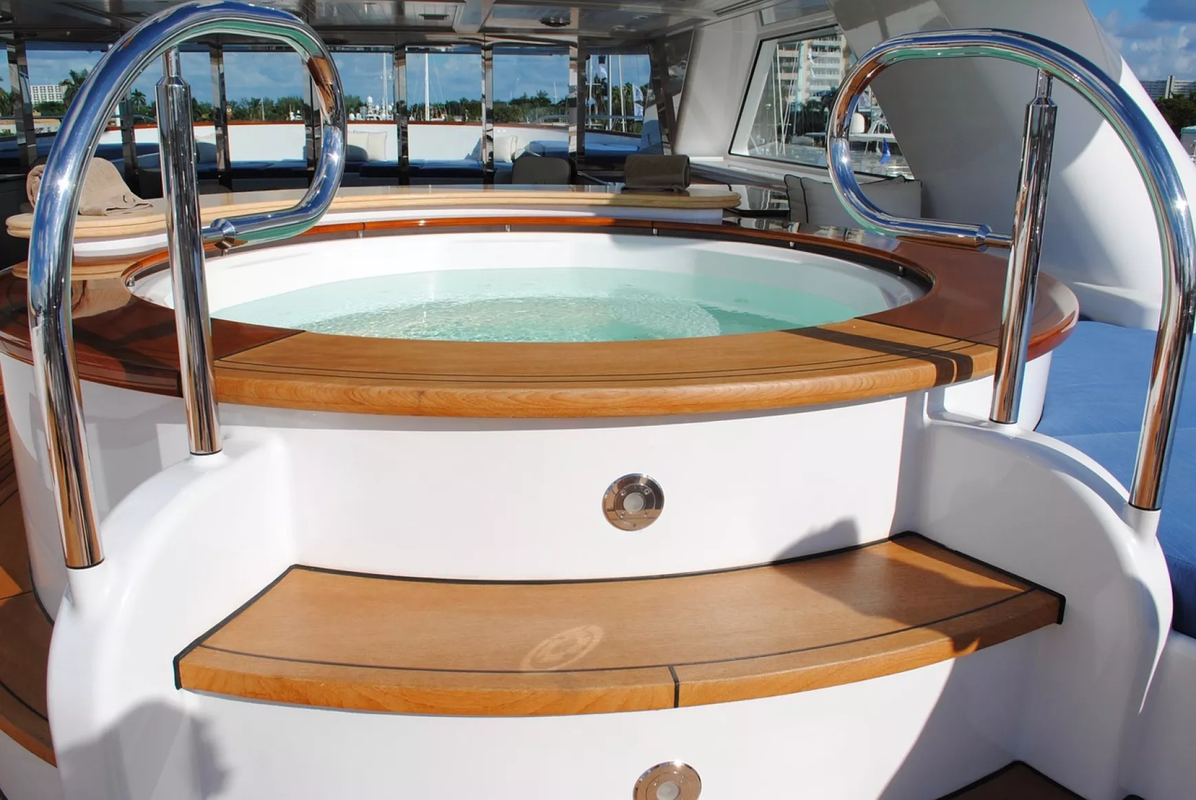 Jakuzzi