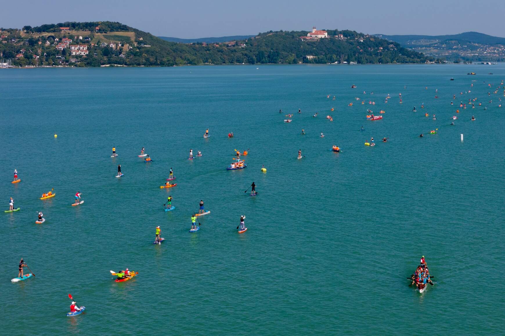 Balaton-átevezés, illusztráció