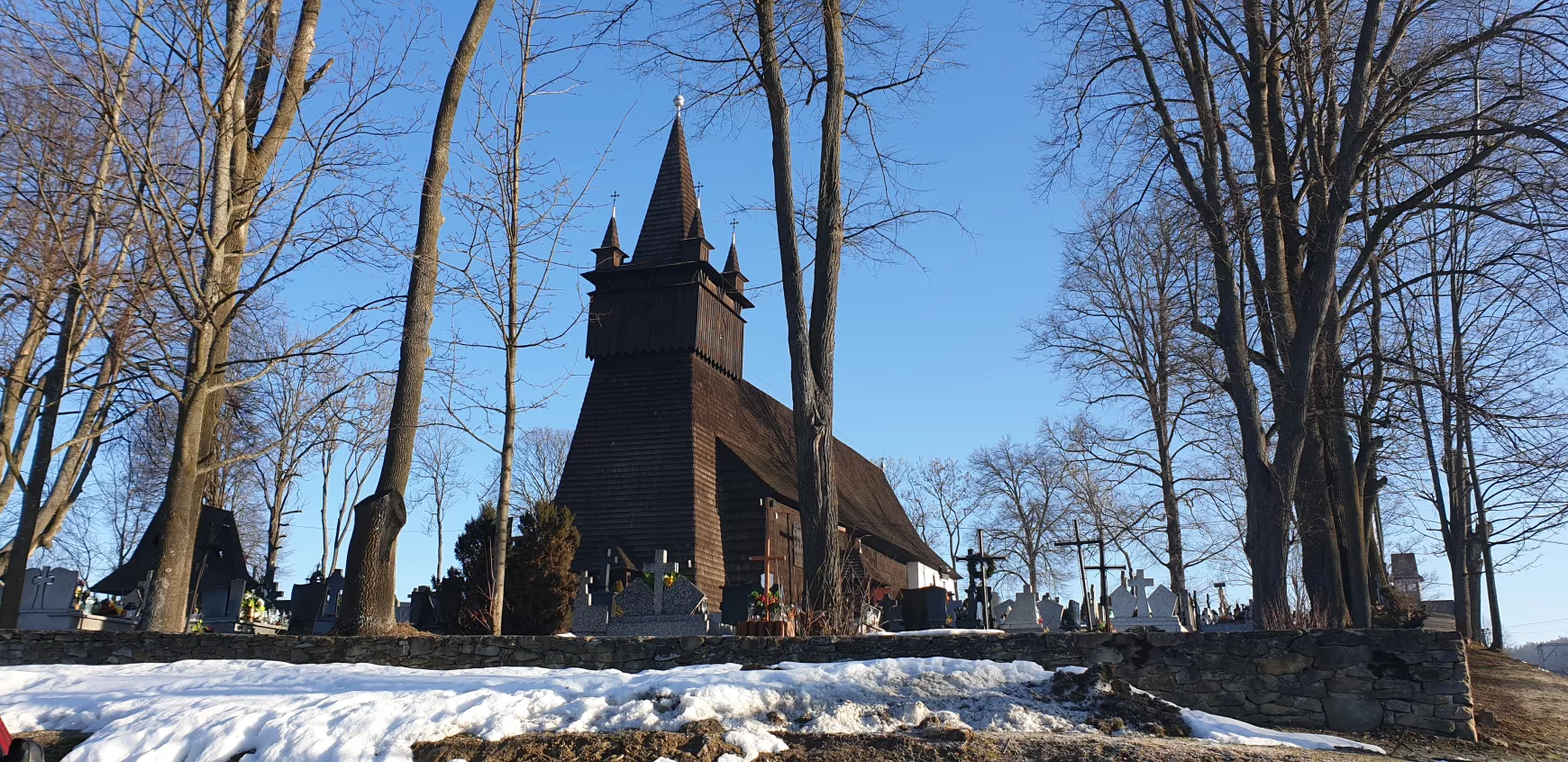 A magyar szentek temploma Kisárván