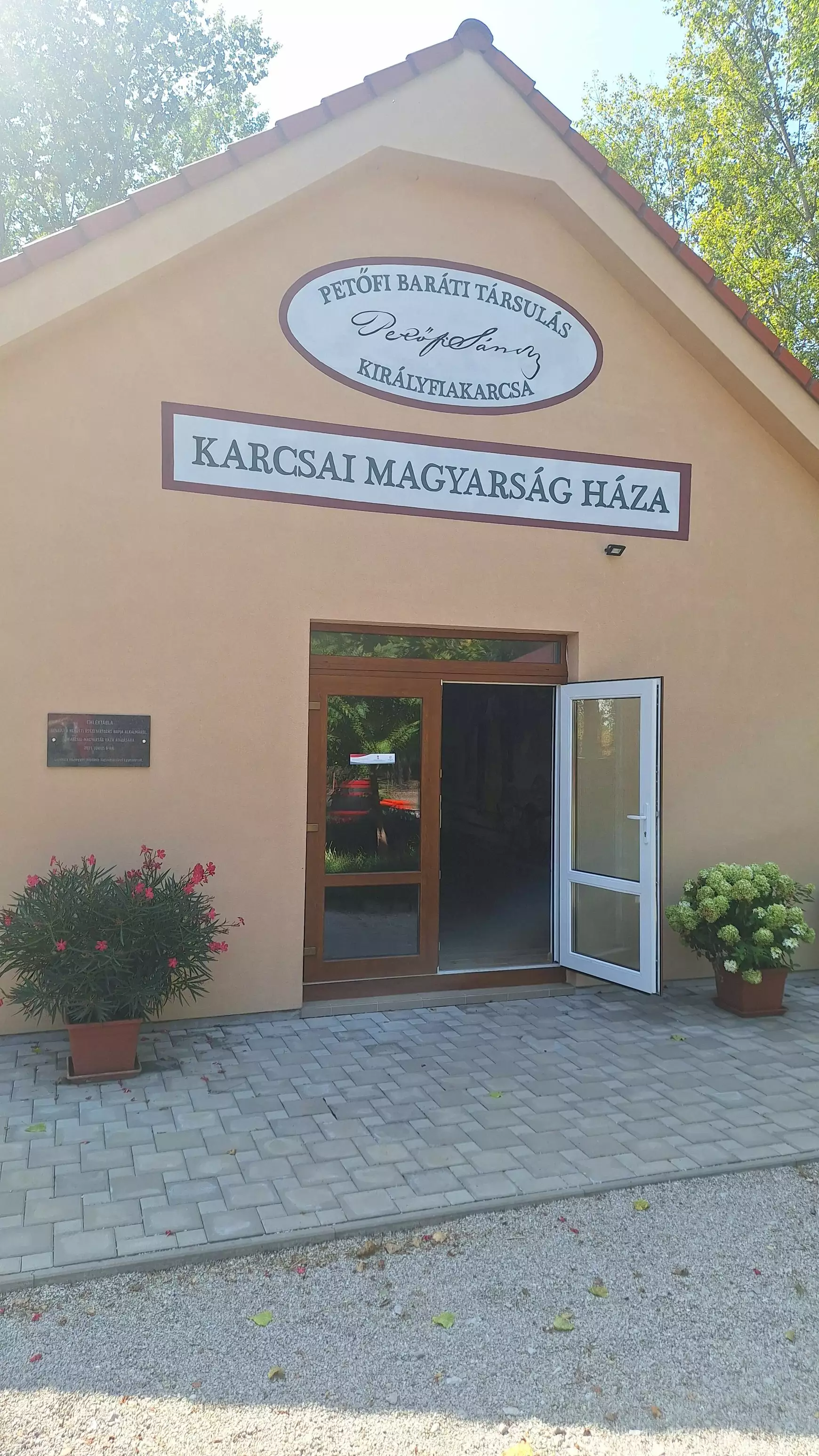 karcsai-magyarsag-haza