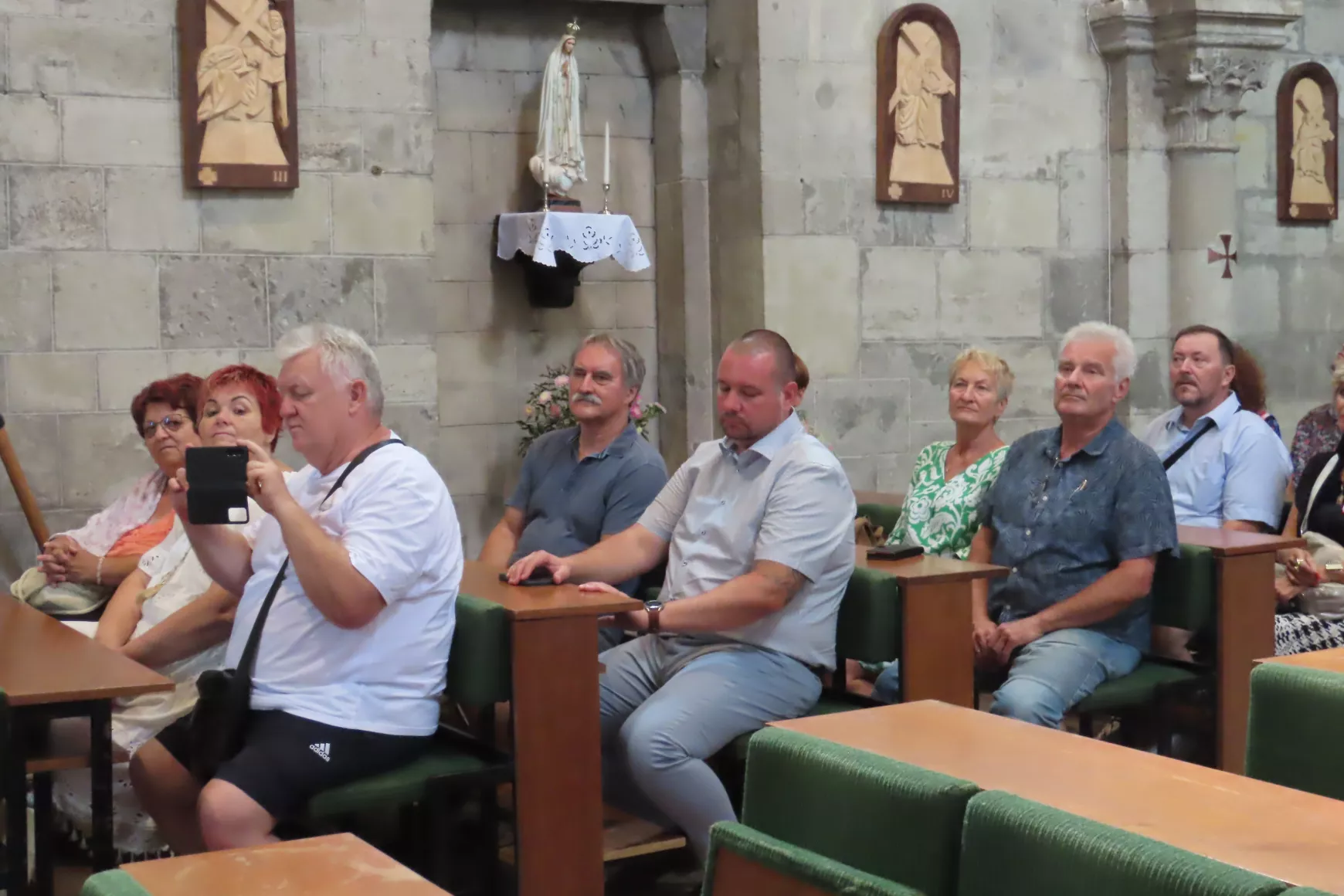A kultúra apostolai egymás között