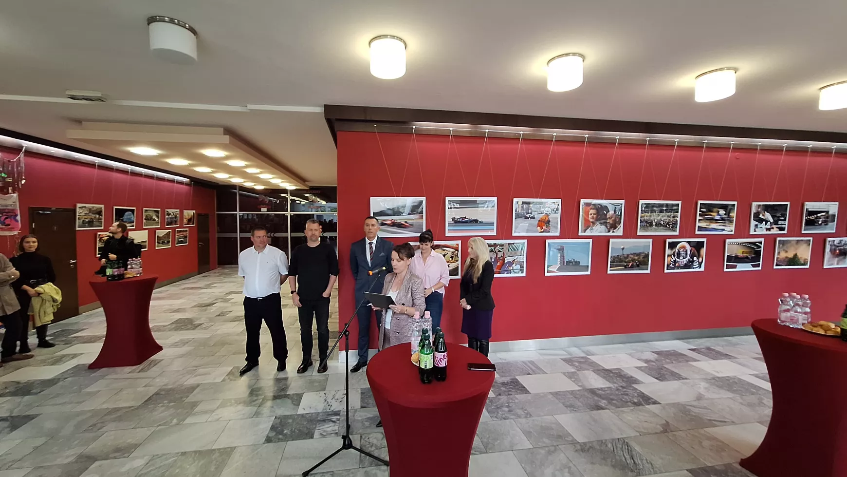 A kiállítás megnyitója