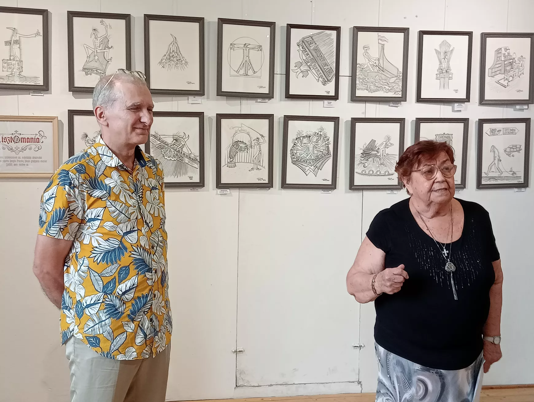 A Lisztomániától a Zongoravetőn és Bigyón át, a Városfirkákig Práczky Istvánnal a Limes Galériában - KÉPEKKEL
