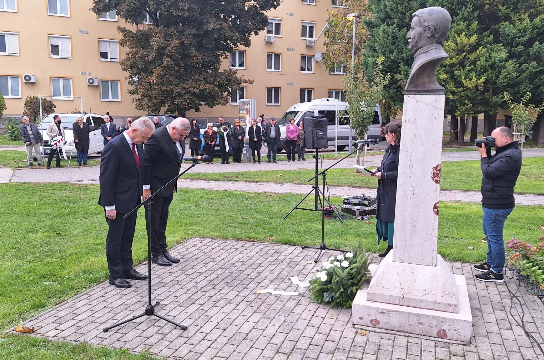 hajos-zoltan-es-karaffa-attila-koszoruz