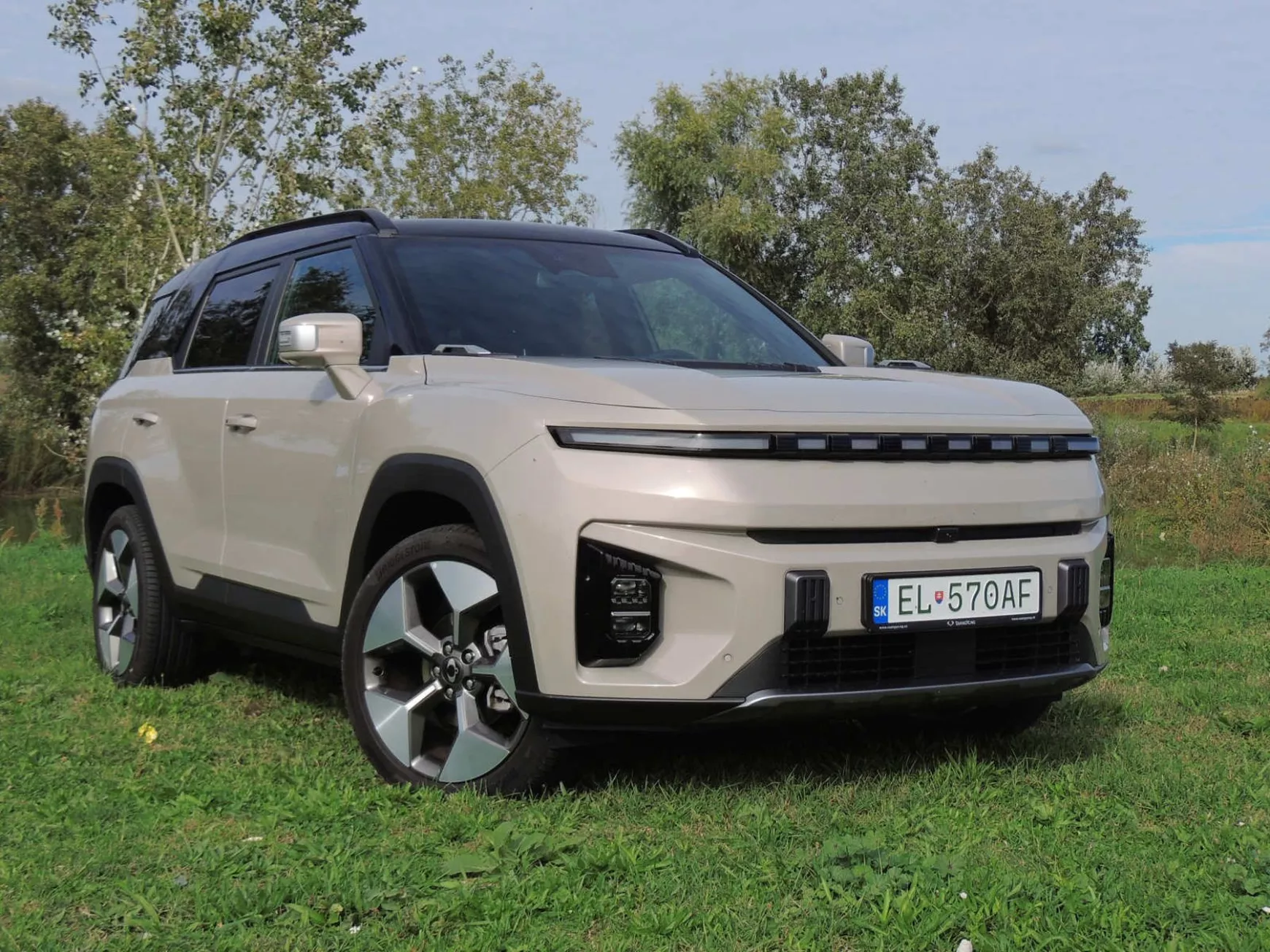 ssangyong-torres-evx-02