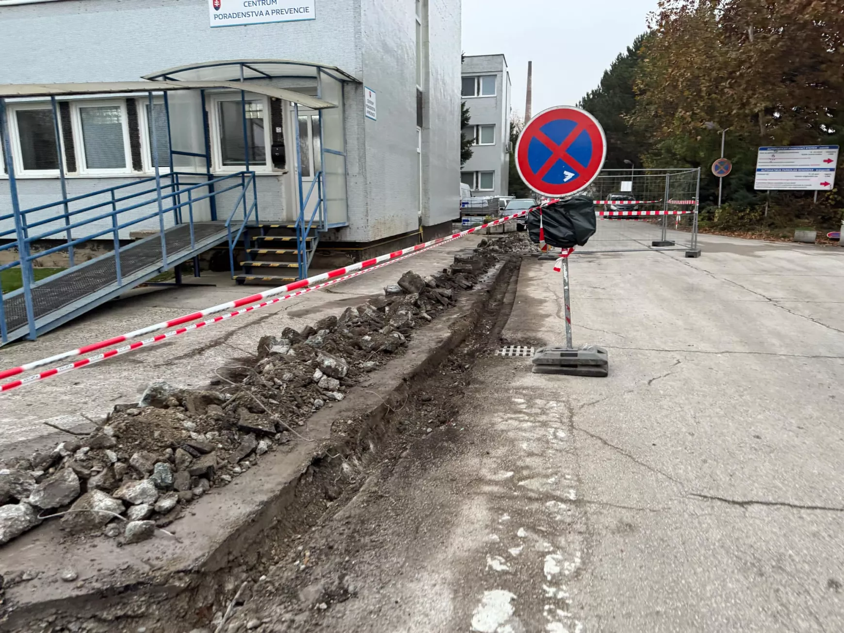 kórház parkoló