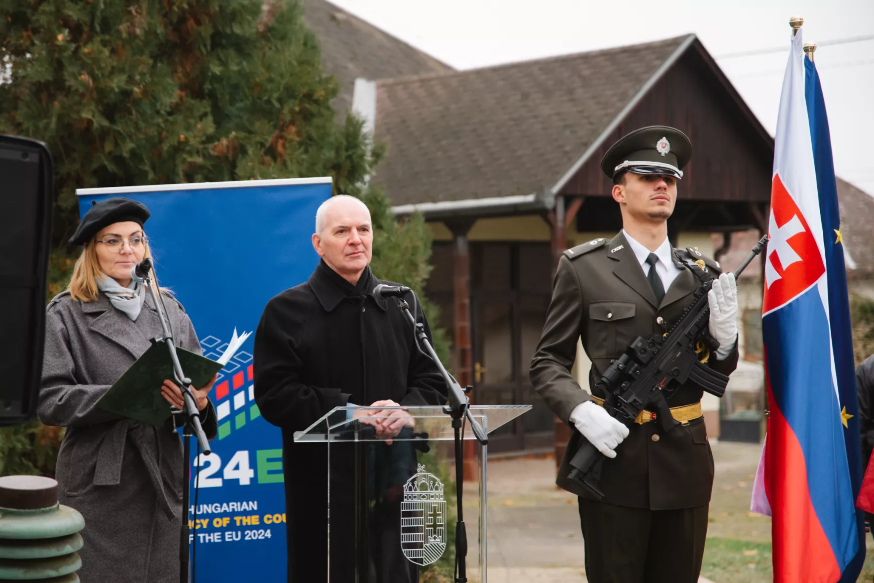 2024-11-13 Szinye, Fabriczy Kováts Mihály huszárezredes, emléktábla
