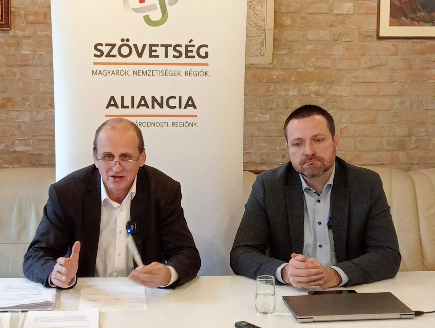 Örömhírekről, műbalhékról és megszorításokról a közös Andruskó-Orosz-sajtótájékoztatón - KÉPEKKEL