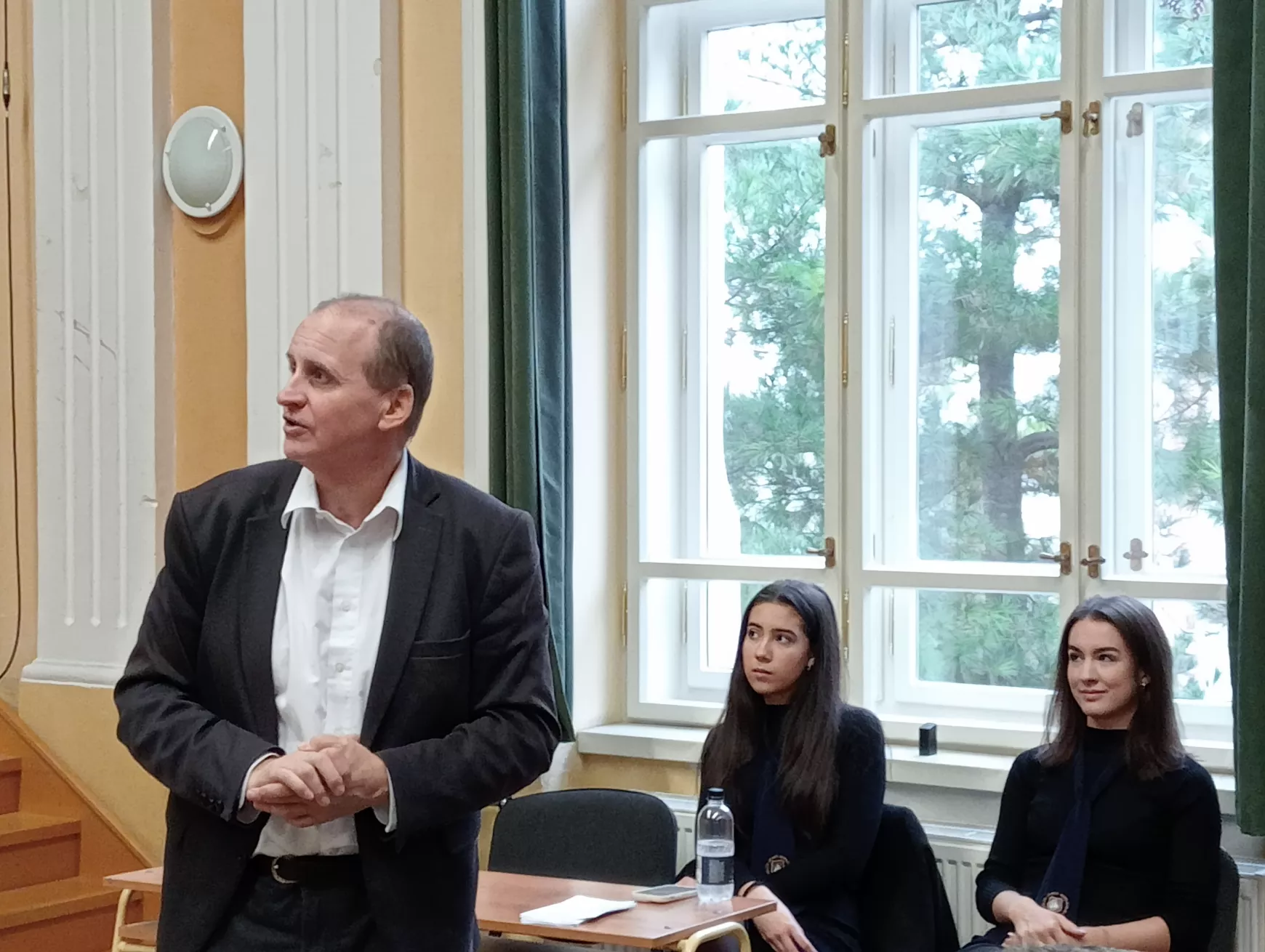  Aki "selyés" akar lenni, nyílt napra kell annak menni…! – KÉPEKKEL 