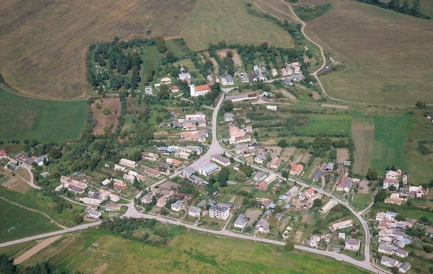Szkáros madártávlatból