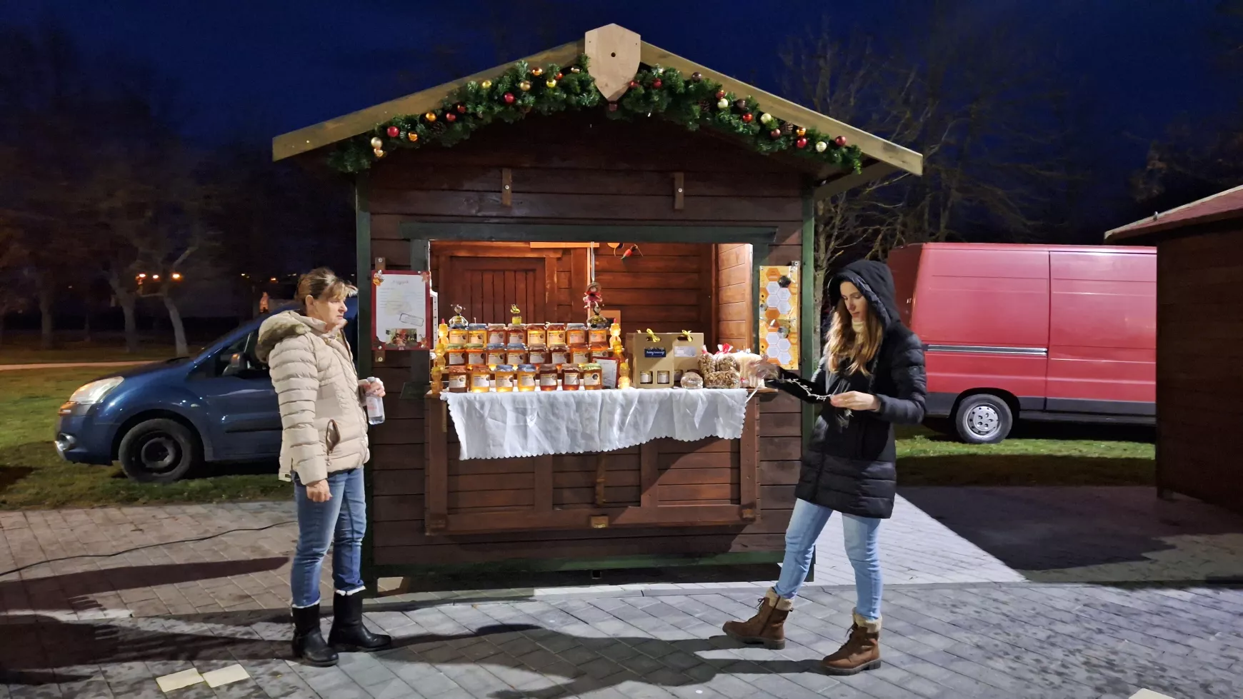 uj-helyszinre-koltozott-a-dunaszerdahelyi-karacsonyi-vasar-04