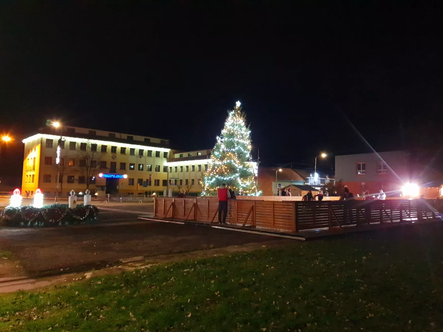 zseliz_fotere_2022_decembereben_a_zselizi_varosi_hivatal_archivuma001