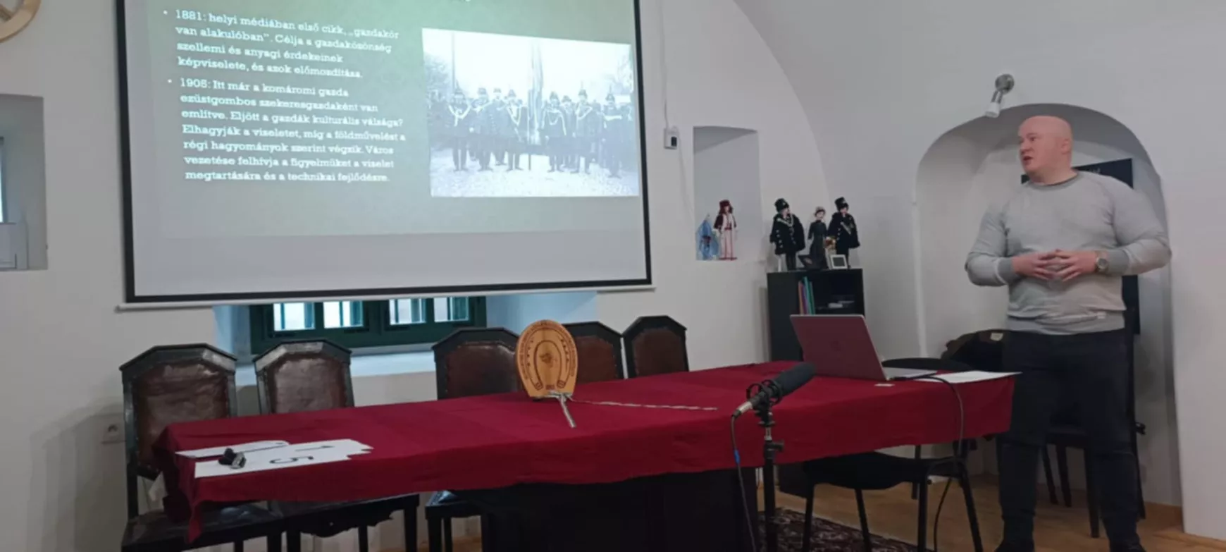 Hiánypótló helytörténeti konferencia a Duna két oldalán - KÉPEKKEL