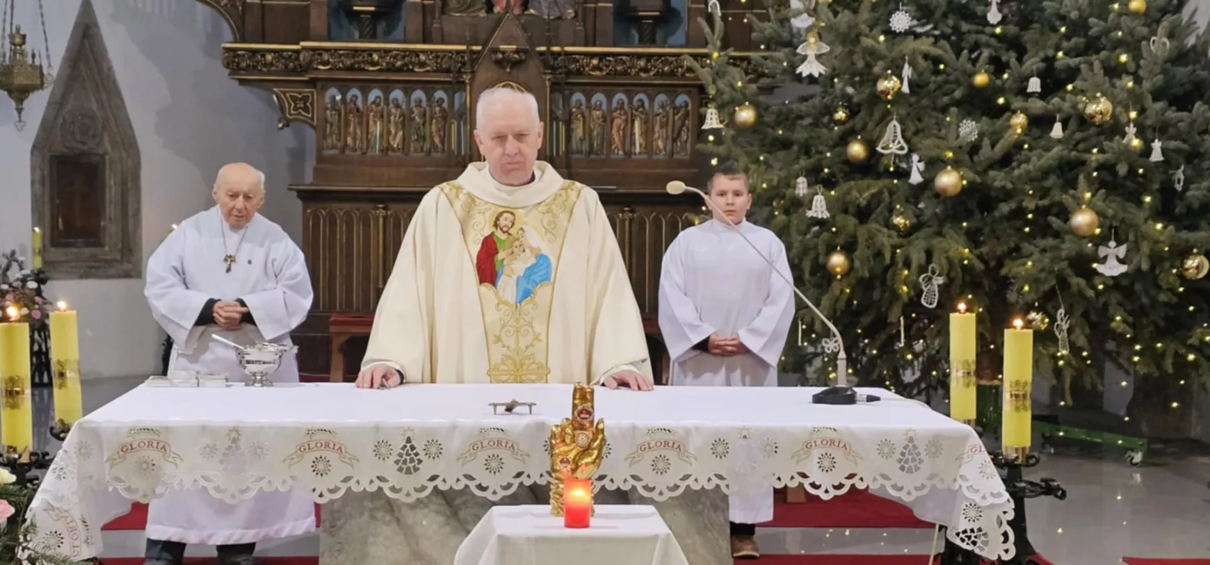 Zarándokbölcsőket áldottak meg  Szepsiben