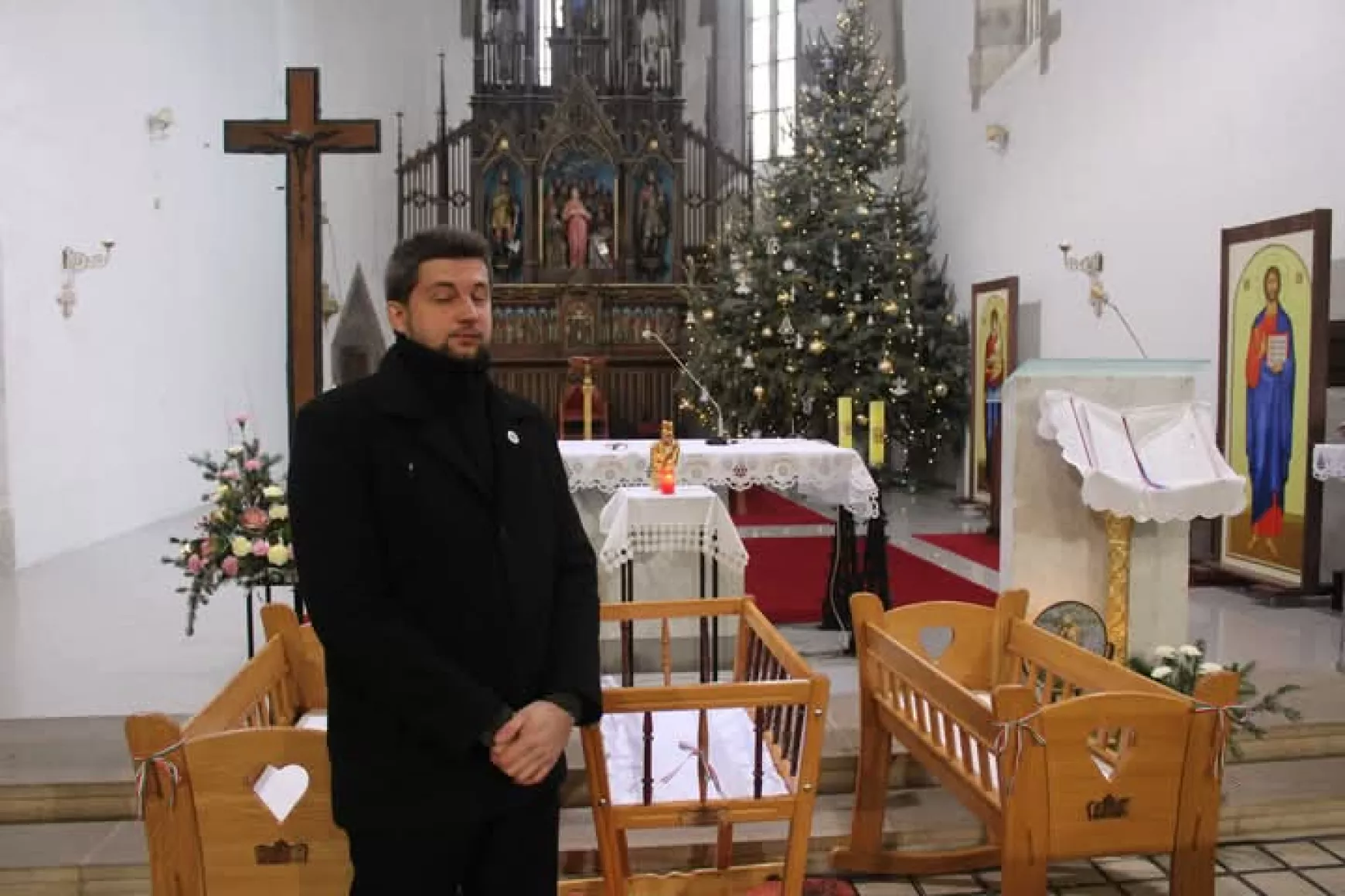 Zarándokbölcsőket áldottak meg  Szepsiben