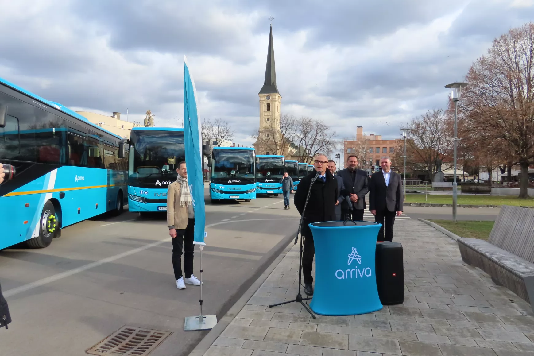 Buszátadó Érsekújvár