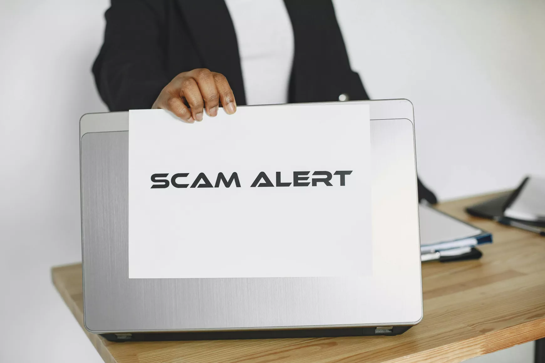 adathalászat phishing csalás csaló
