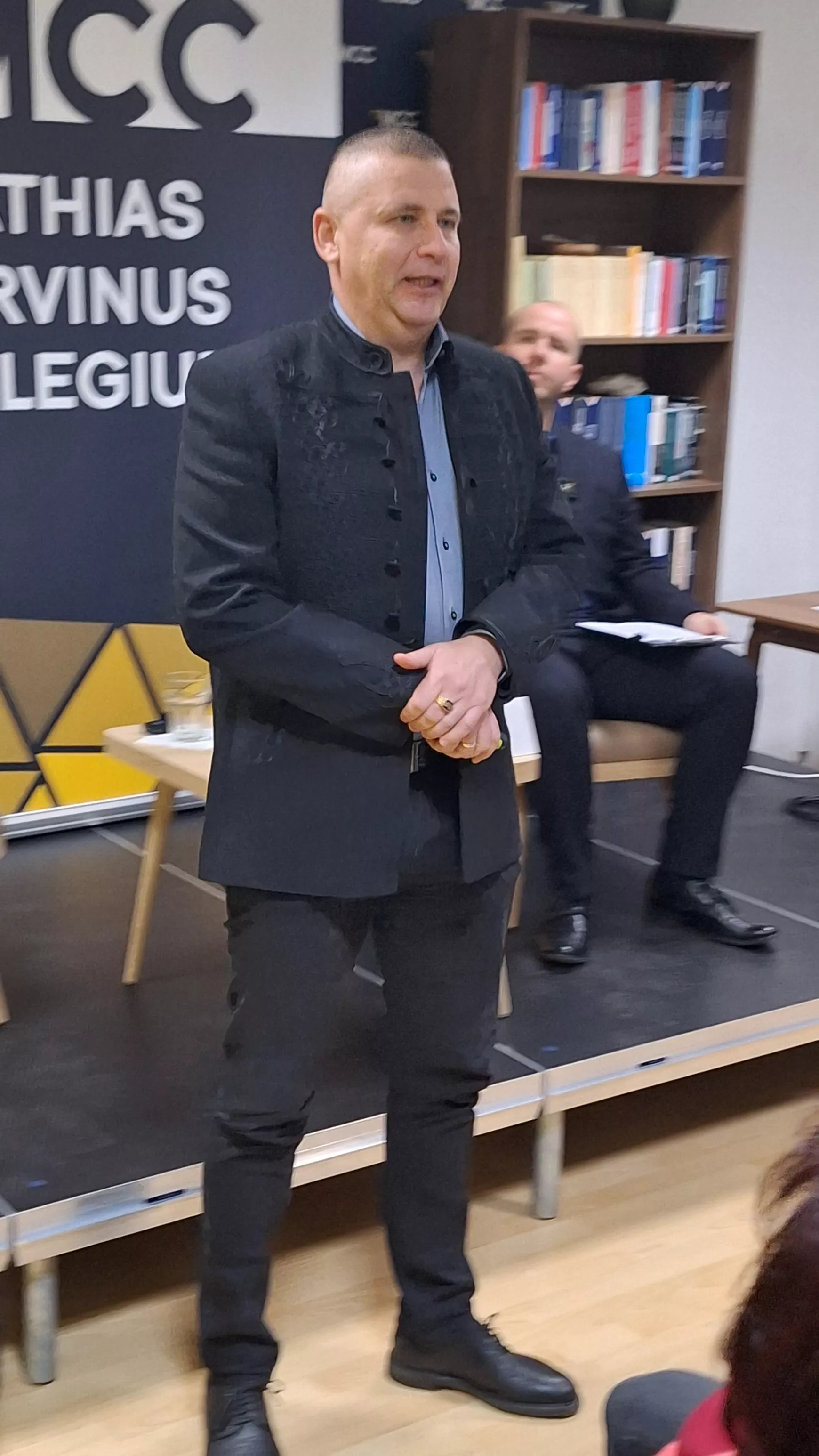 ruszin-szendi-romulusz_