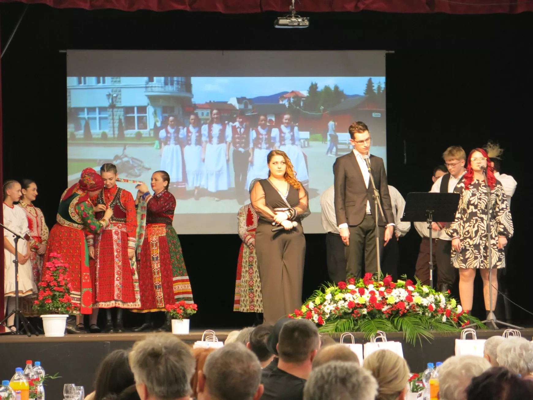 75-eves-a-csemadok-bosi-alapszervezete__0