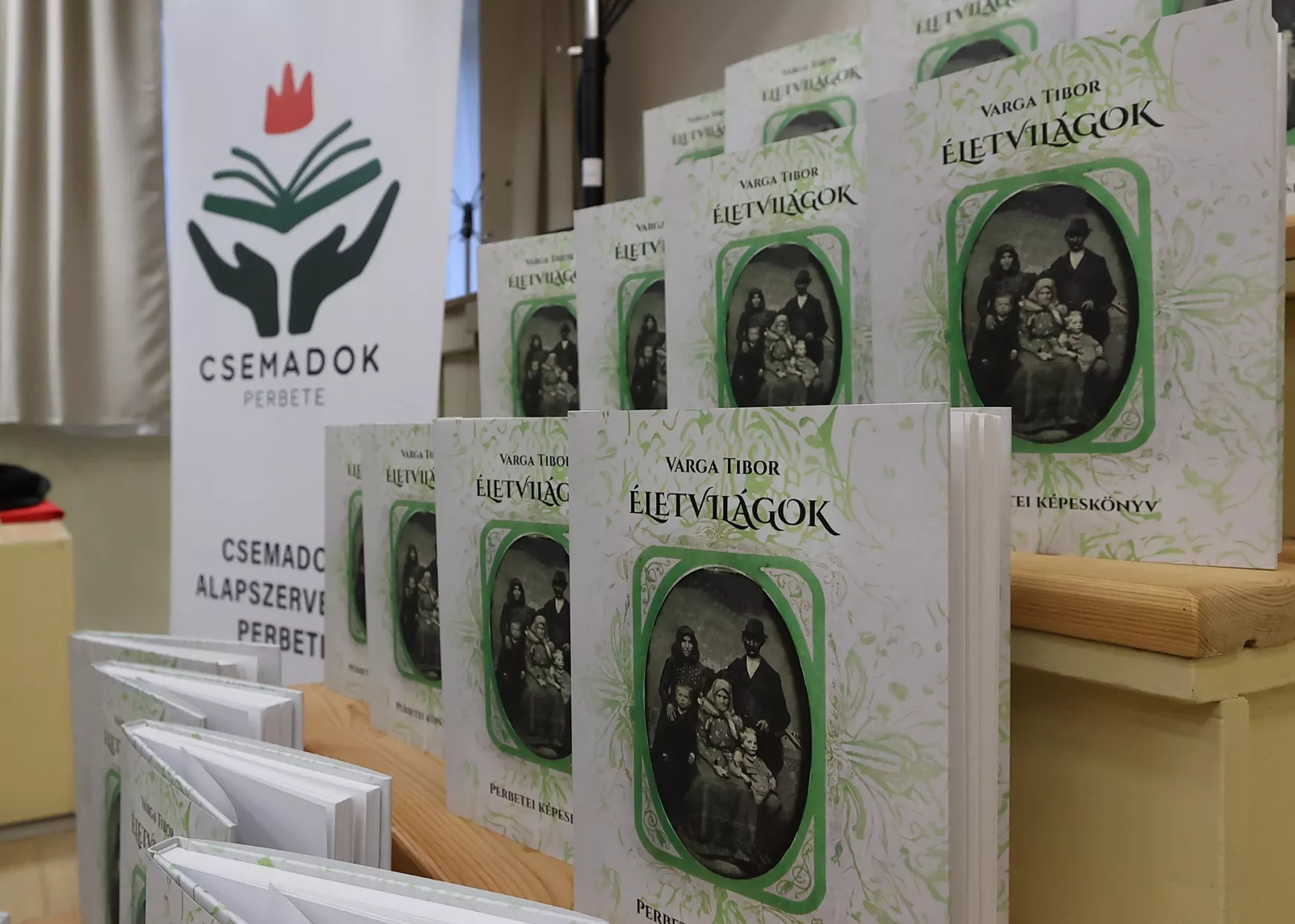 Varga Tibor: Életvilágok