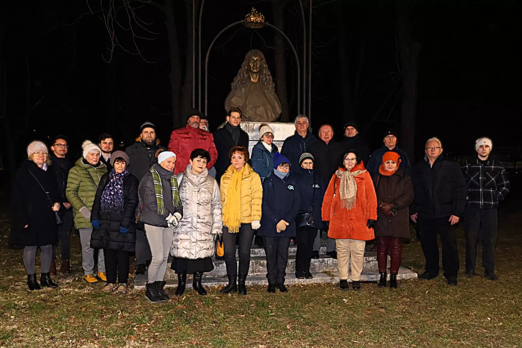 Kettős jubileum: V. László királyra és a Szent Korona Komáromba érkezésére emlékeztünk – KÉPEKKEL