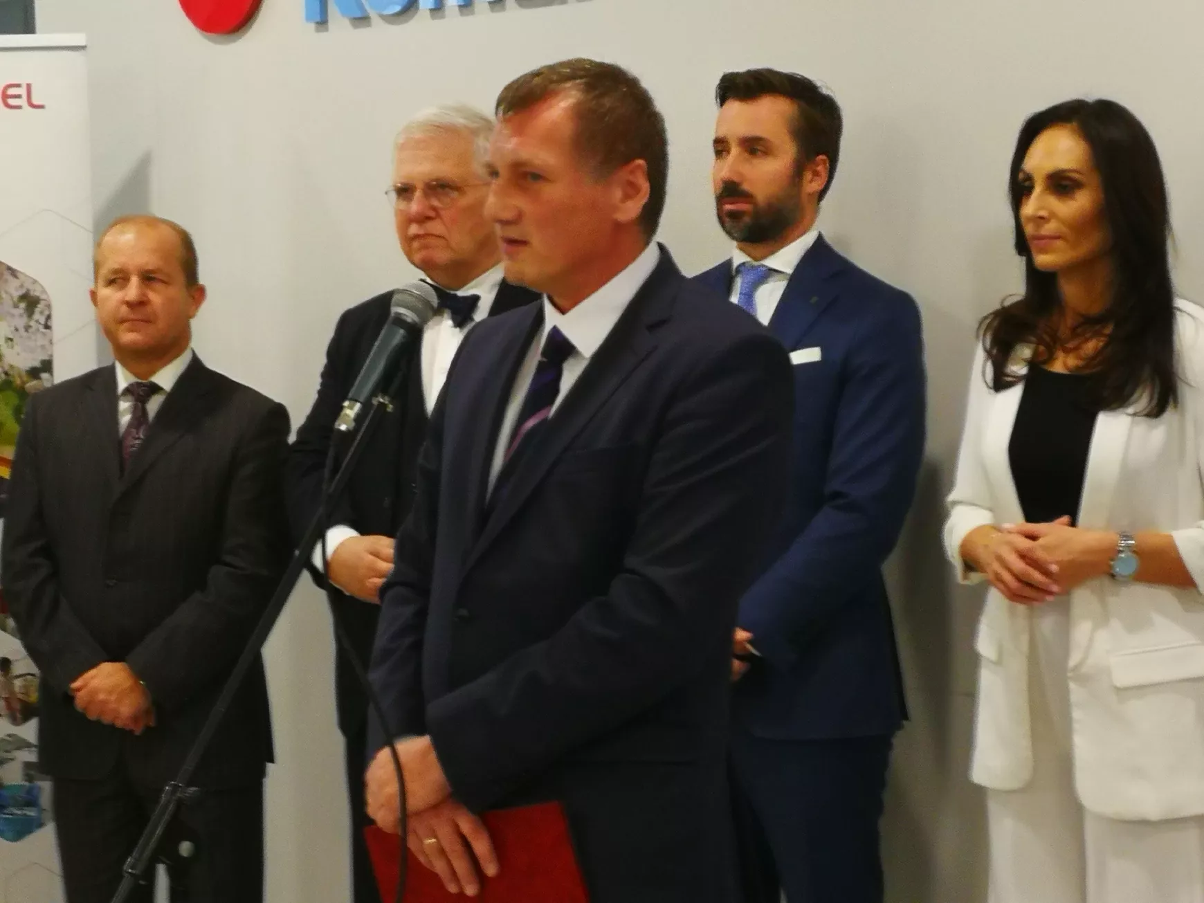 Folyamatos korszerűsítés a komáromi kórházban: májustól üzemelhet az onkológia új lineáris gyorsítója - KÉPEKKEL