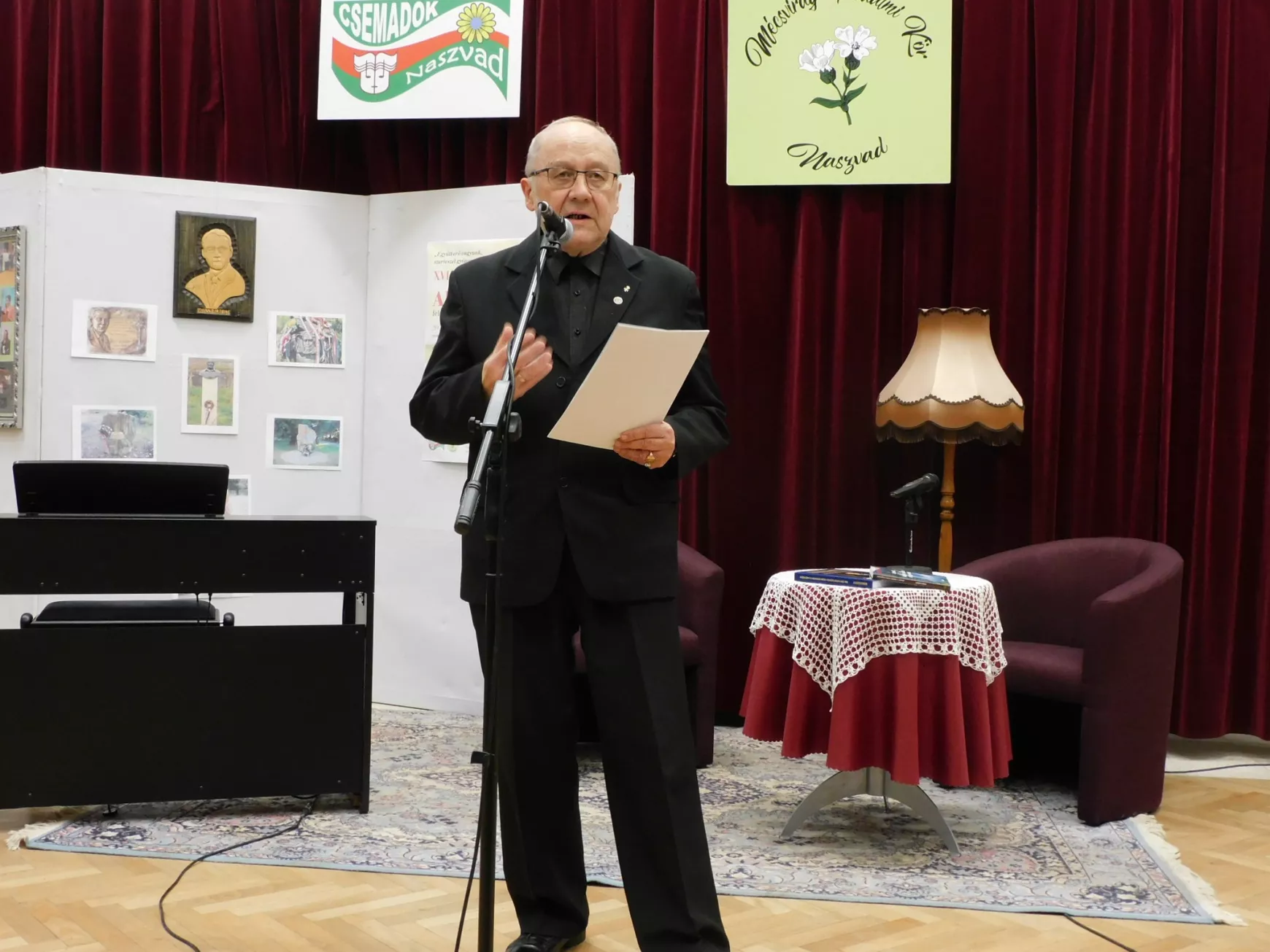 „Verseim az igazgyöngyszemek...“ – Wass Albert Felolvasó Maraton volt Naszvadon - KÉPEKKEL
