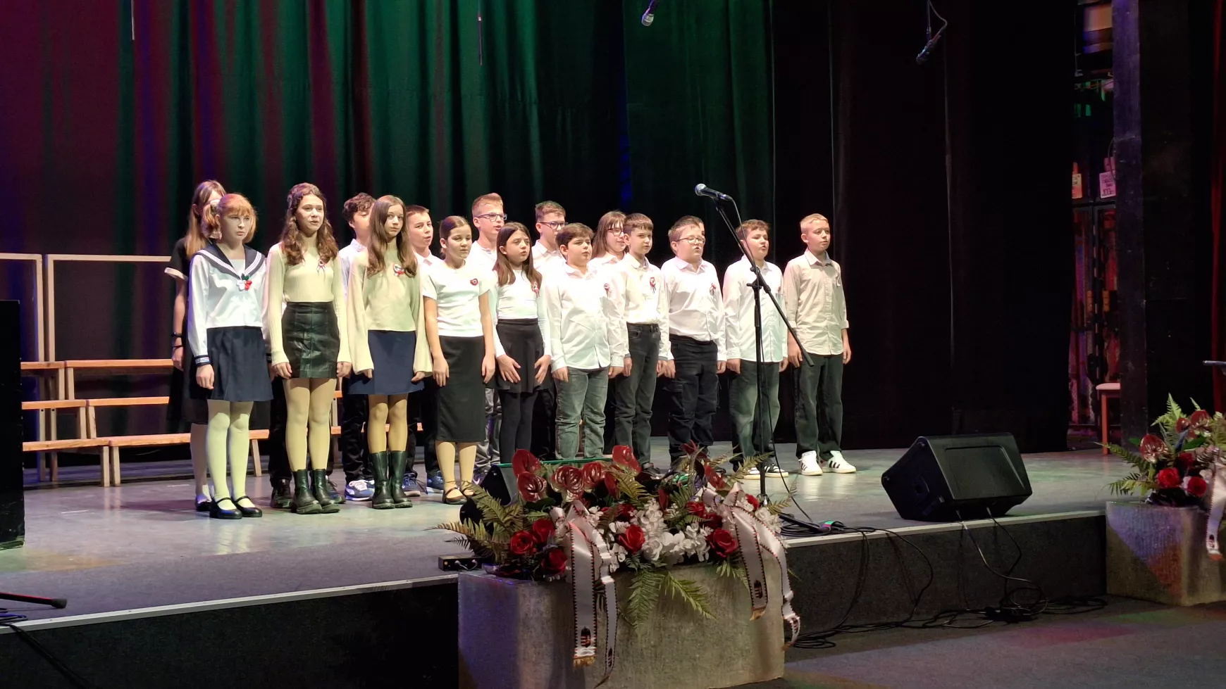 a-kodaly-zoltan-alapiskola-unnepi-musora-dunaszerdahelyen_07