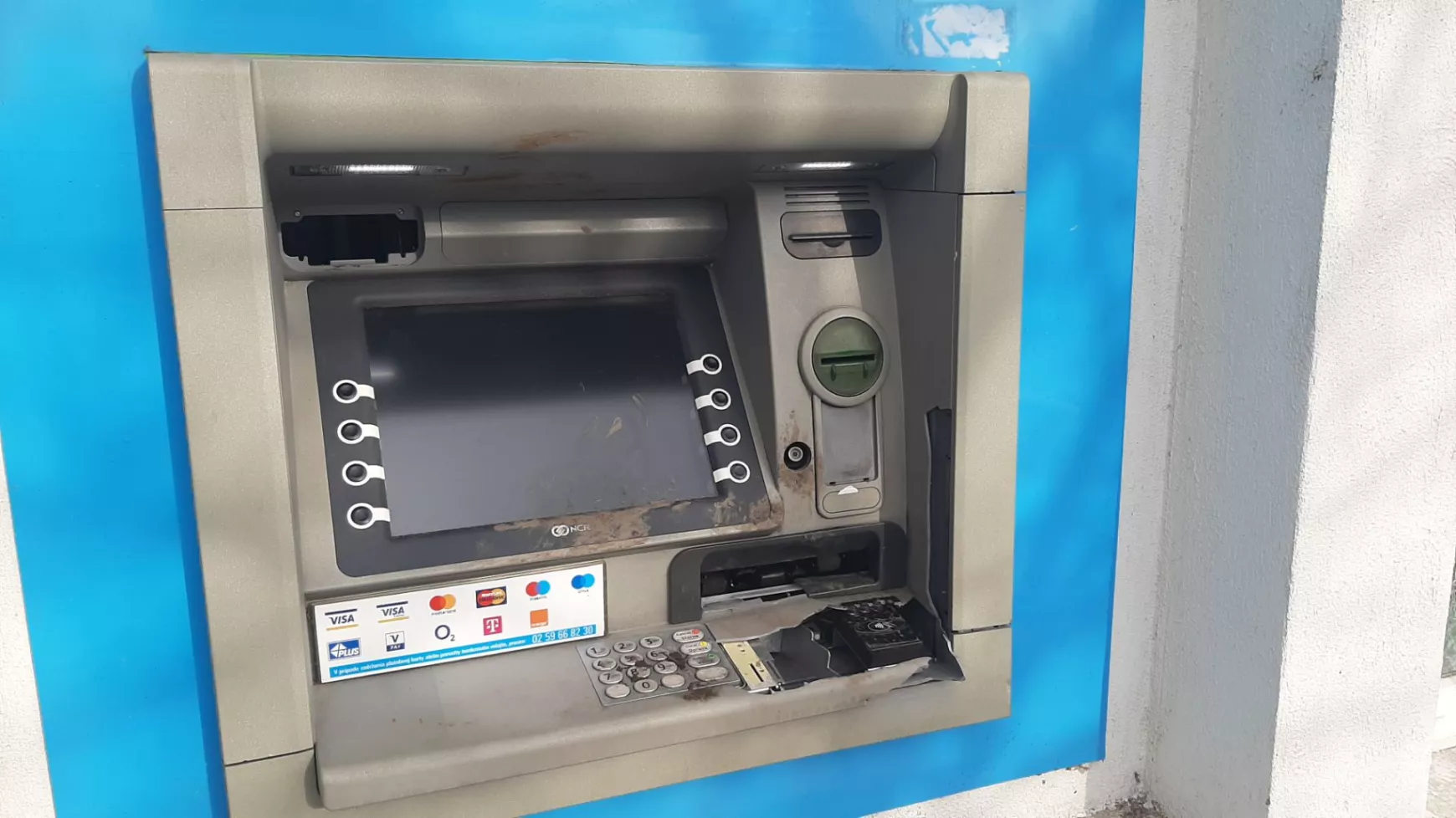 feltört bankautomata Egyházgellén