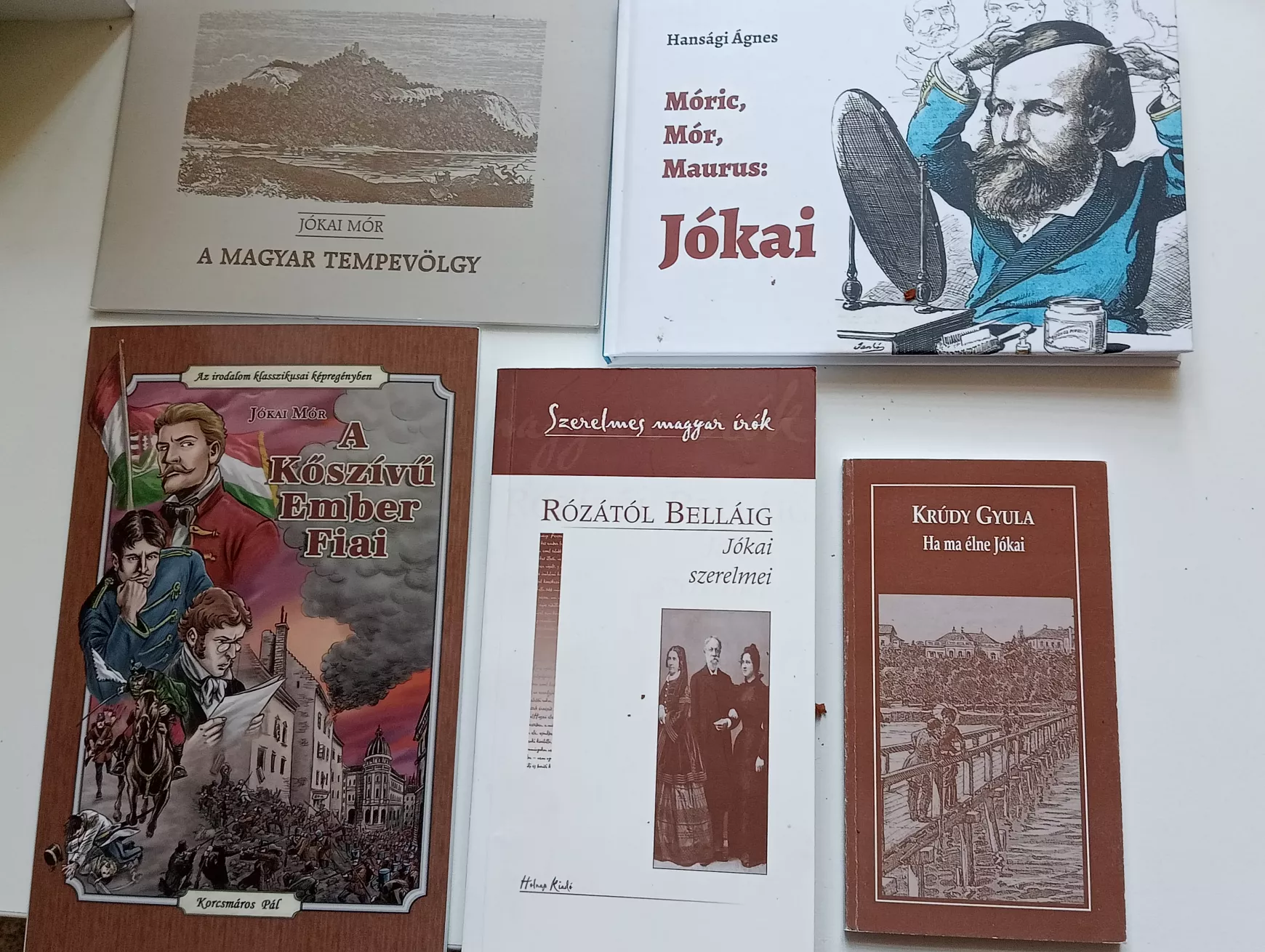 Irodalom határok nélkül Komáromban – Jókaival, Lackfival, For You-val… 