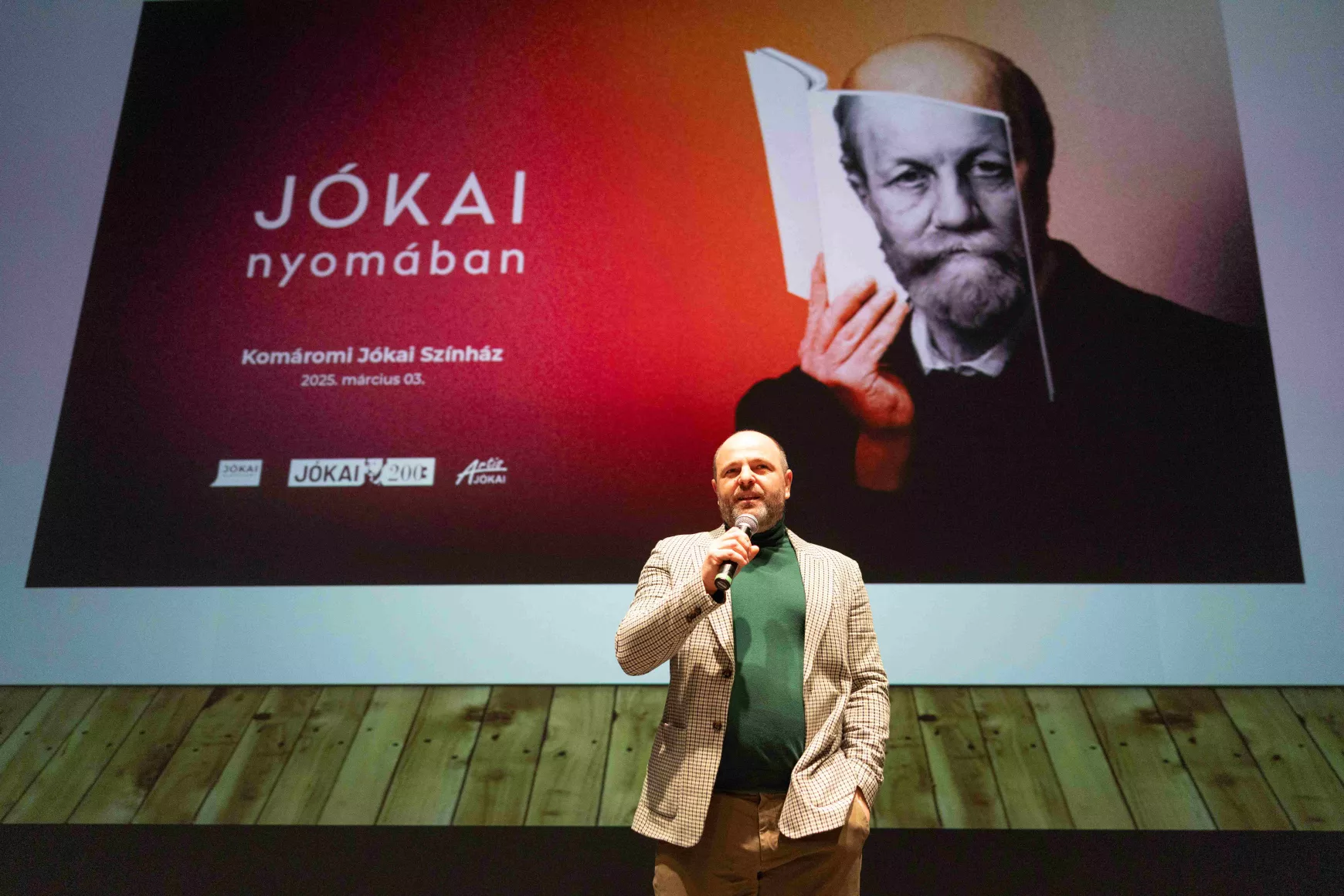 Jókai nyomában – vetélkedő: toronymagasan diadalmaskodtak a „selyések” – KÉPEKKEL