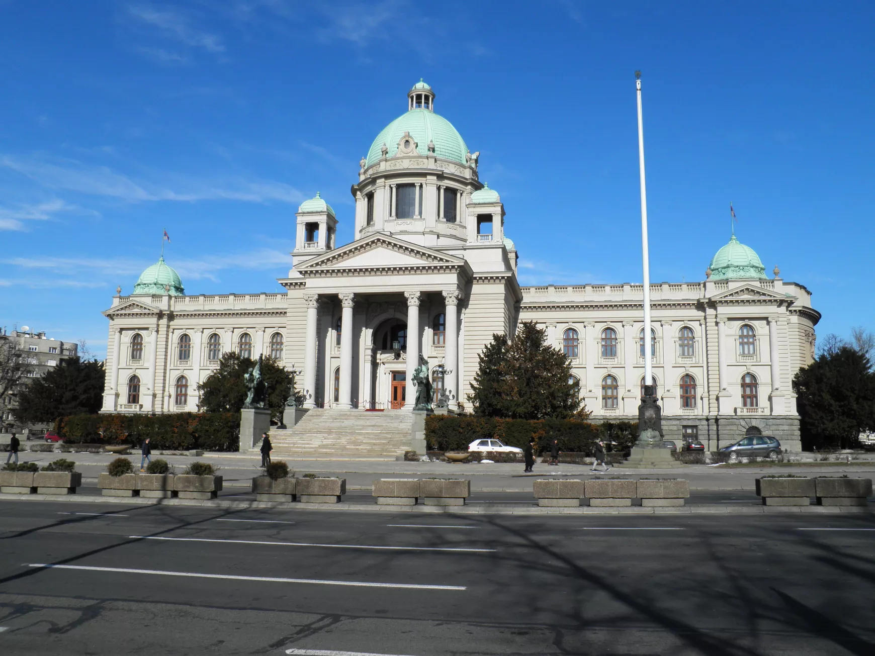 szerb parlament épülete