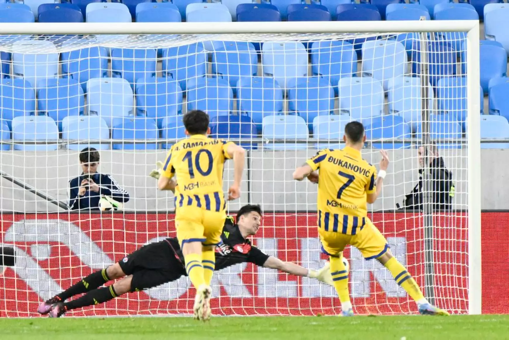 Slovan - DAC - labdarúgó mérkőzés - 2025 április 12.