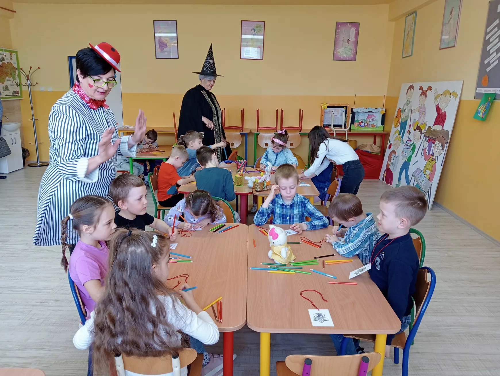 Becsali a komáromi „Eötvösbe”: a Mesék Birodalmából az iskolapadokba – KÉPEKKEL