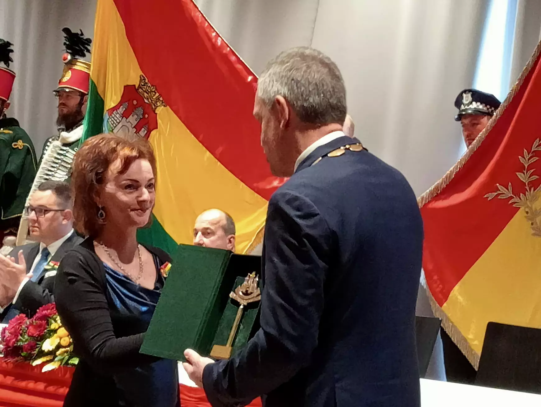 Mától Komáromi Napok: Szijjártó Péter miniszter Komárom Díszpolgára lett – KÉPEKKEL